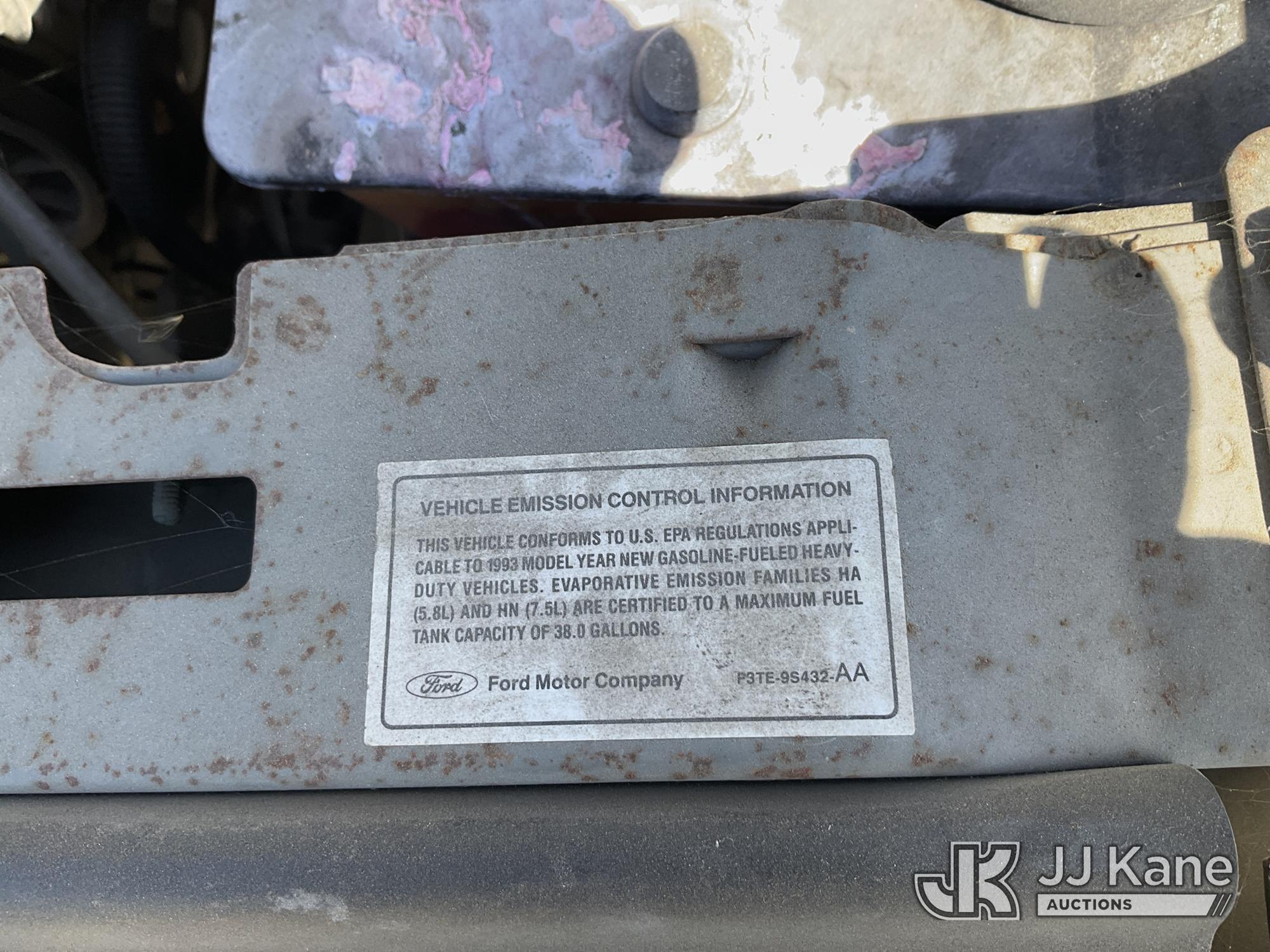 (Dixon, CA) 1993 Ford F250 Pickup Truck Not Running, Condition Unknown) (No Battery, Ignition Damage