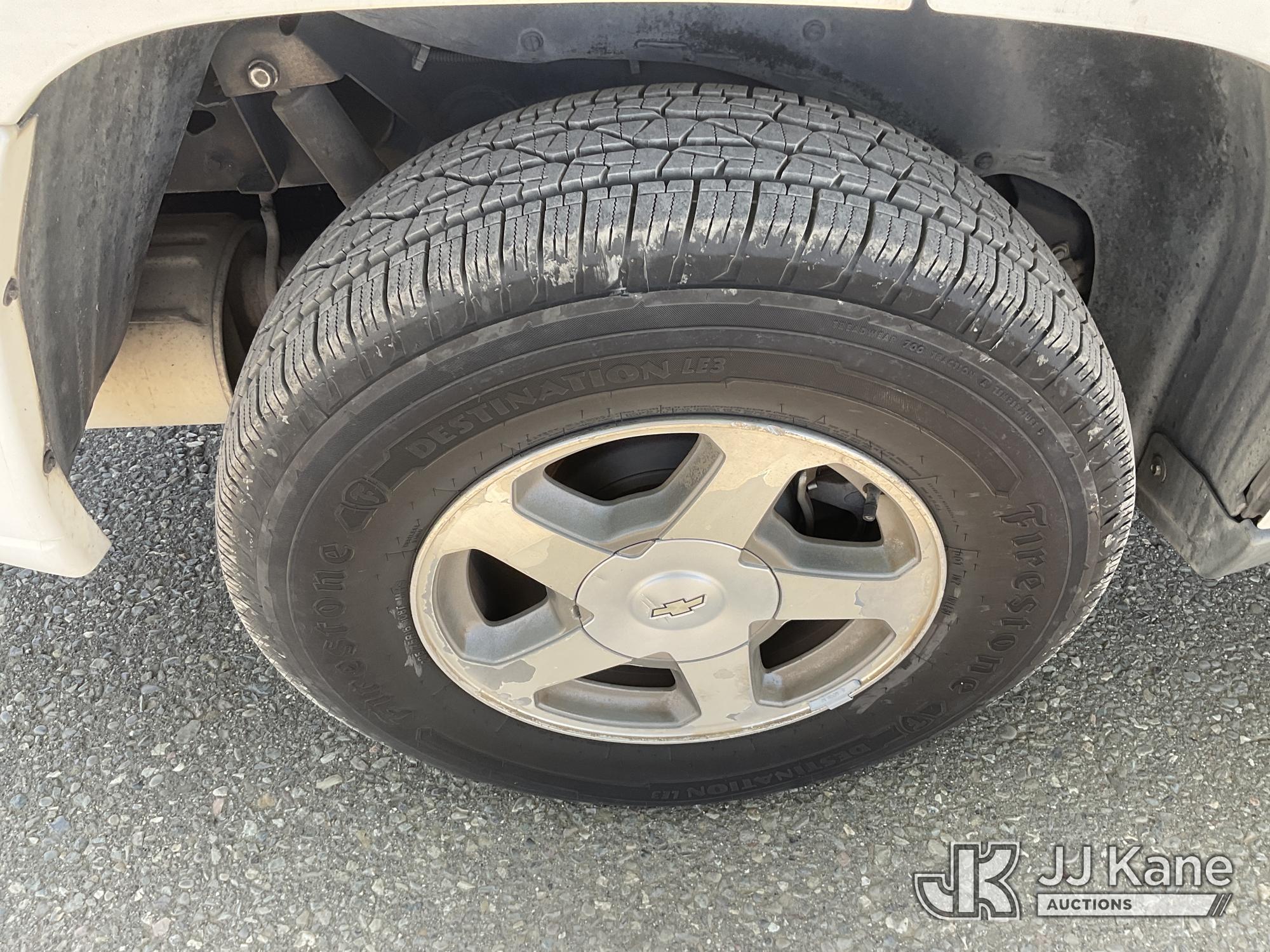 (Dixon, CA) 2006 Chevrolet TrailBlazer 4-Door Sport Utility Vehicle Runs & Moves