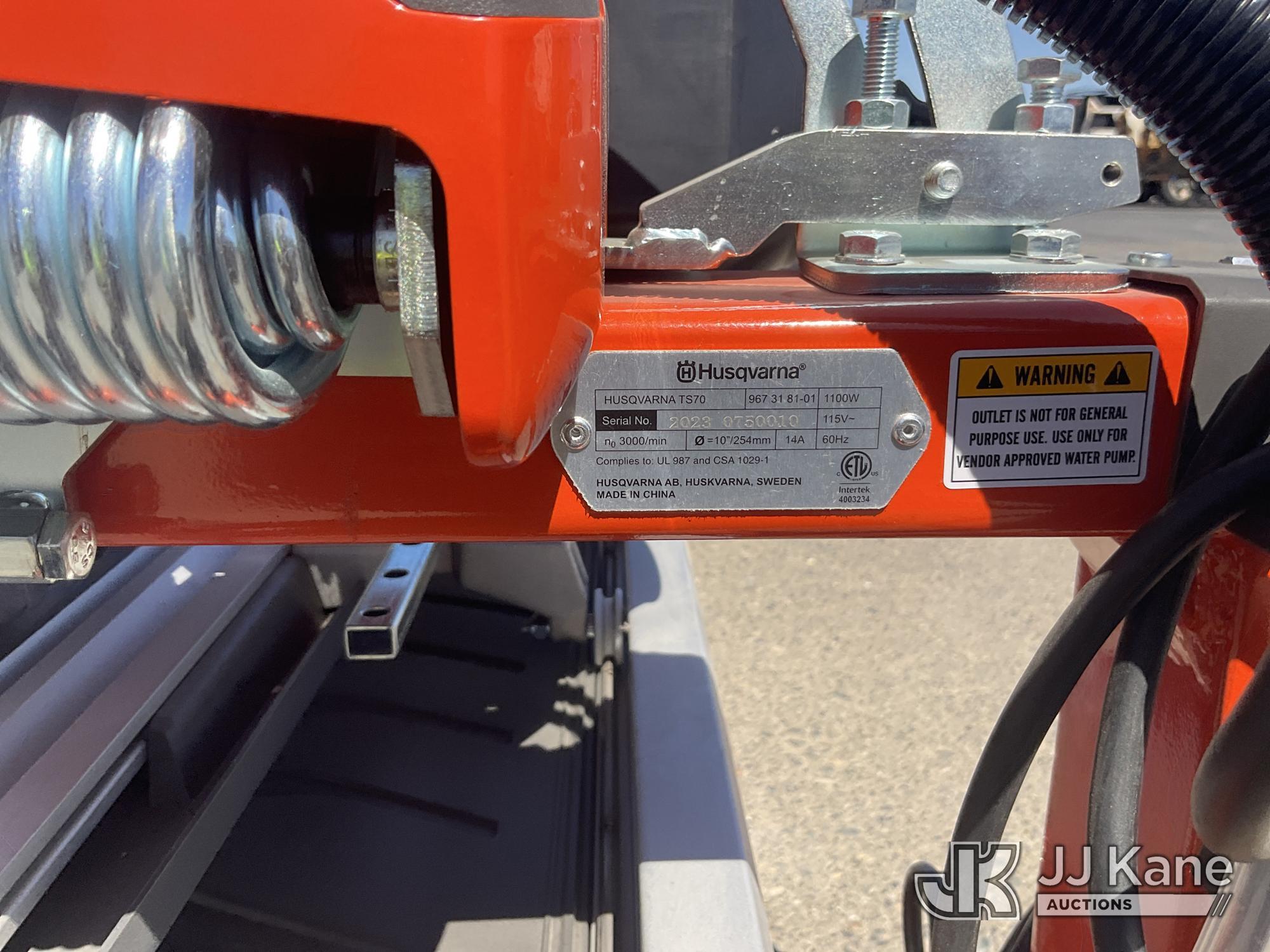 (Dixon, CA) Husqvarna TS70 Electric Tile Saw (Used) NOTE: This unit is being sold AS IS/WHERE IS via