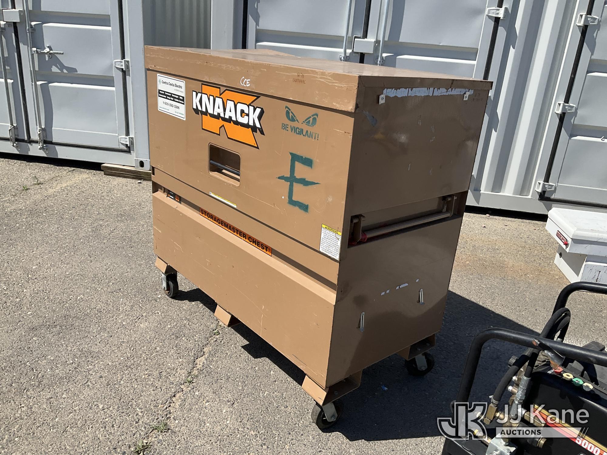 (Dixon, CA) KNAACK Storagemaster Chest Tool Box (Used)(Locked & No Key)(Backside Where It Folds Dama