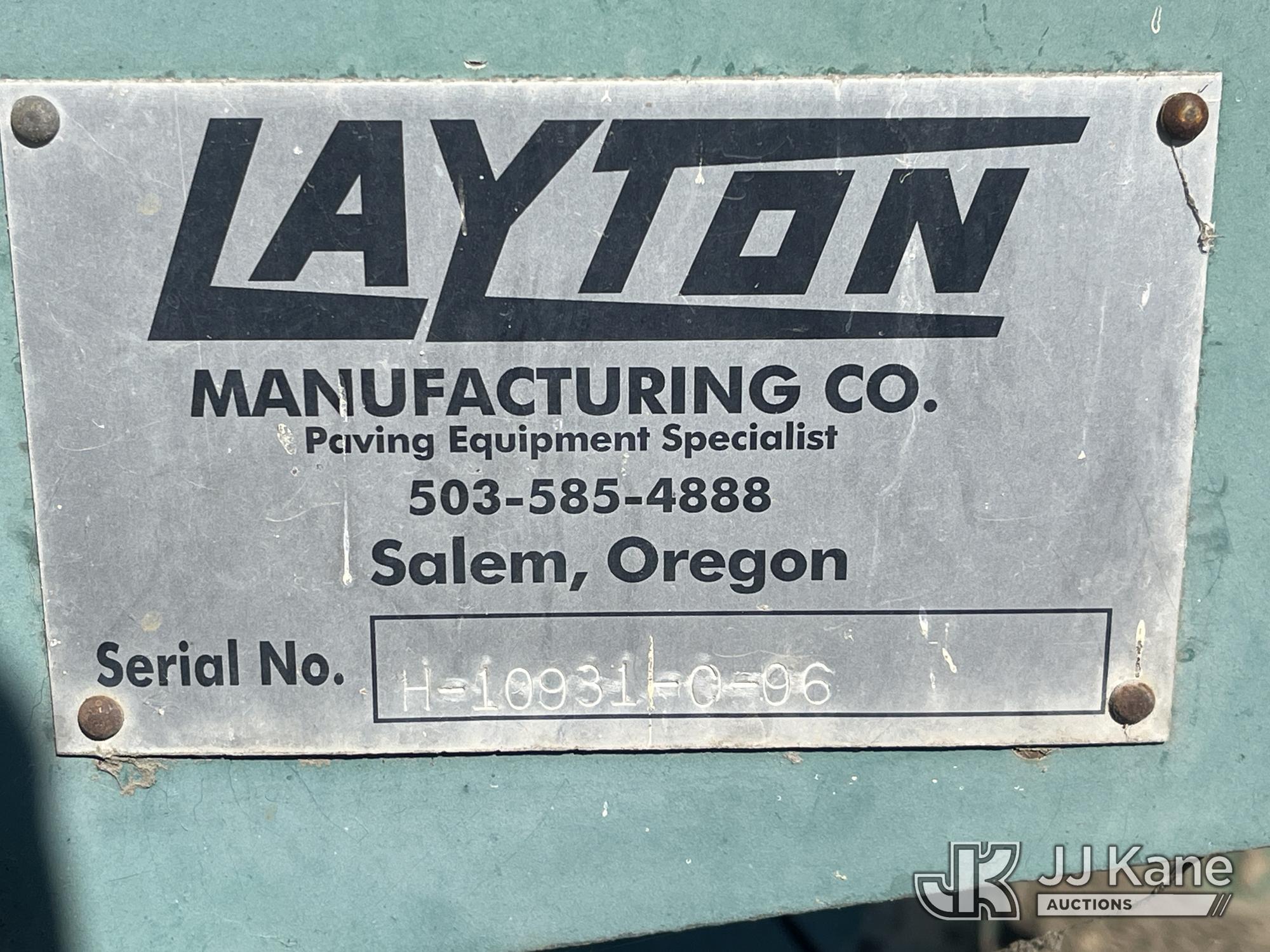 (Dixon, CA) Layton Asphalt Paver Condition Unknown