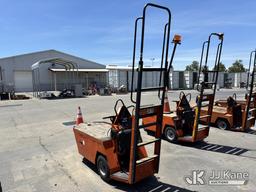 (Dixon, CA) Taylor-Dunn Electric Cart (Moves) (Reads 1 Moves