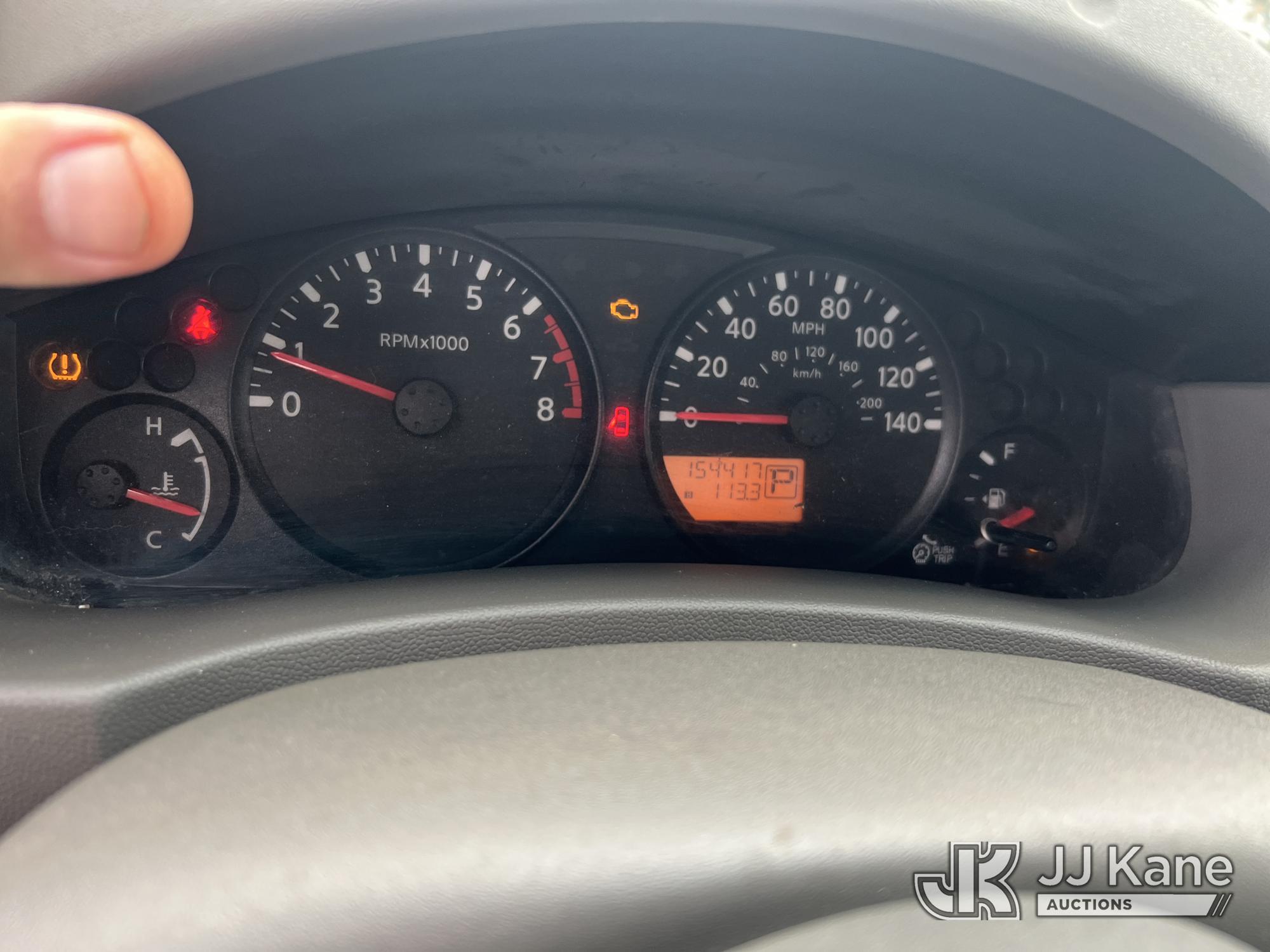(Villa Rica, GA) 2016 Nissan Frontier Extended-Cab Pickup Truck Runs & Moves) (Check Engine Light On