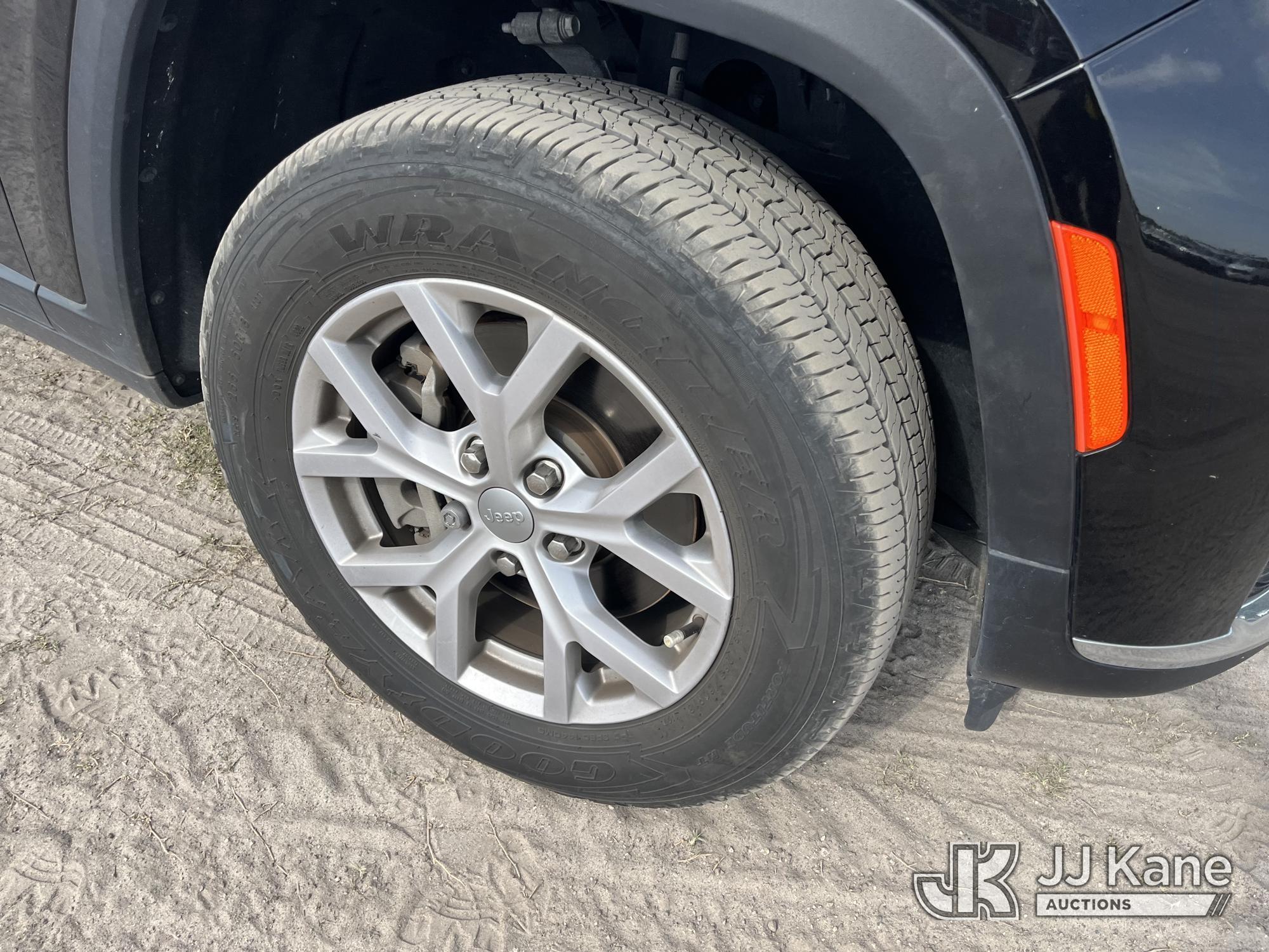 (Tampa, FL) 2021 Jeep Grand Cherokee 4x4 4-Door Sport Utility Vehicle, Former Police Vehicle Hillsbo