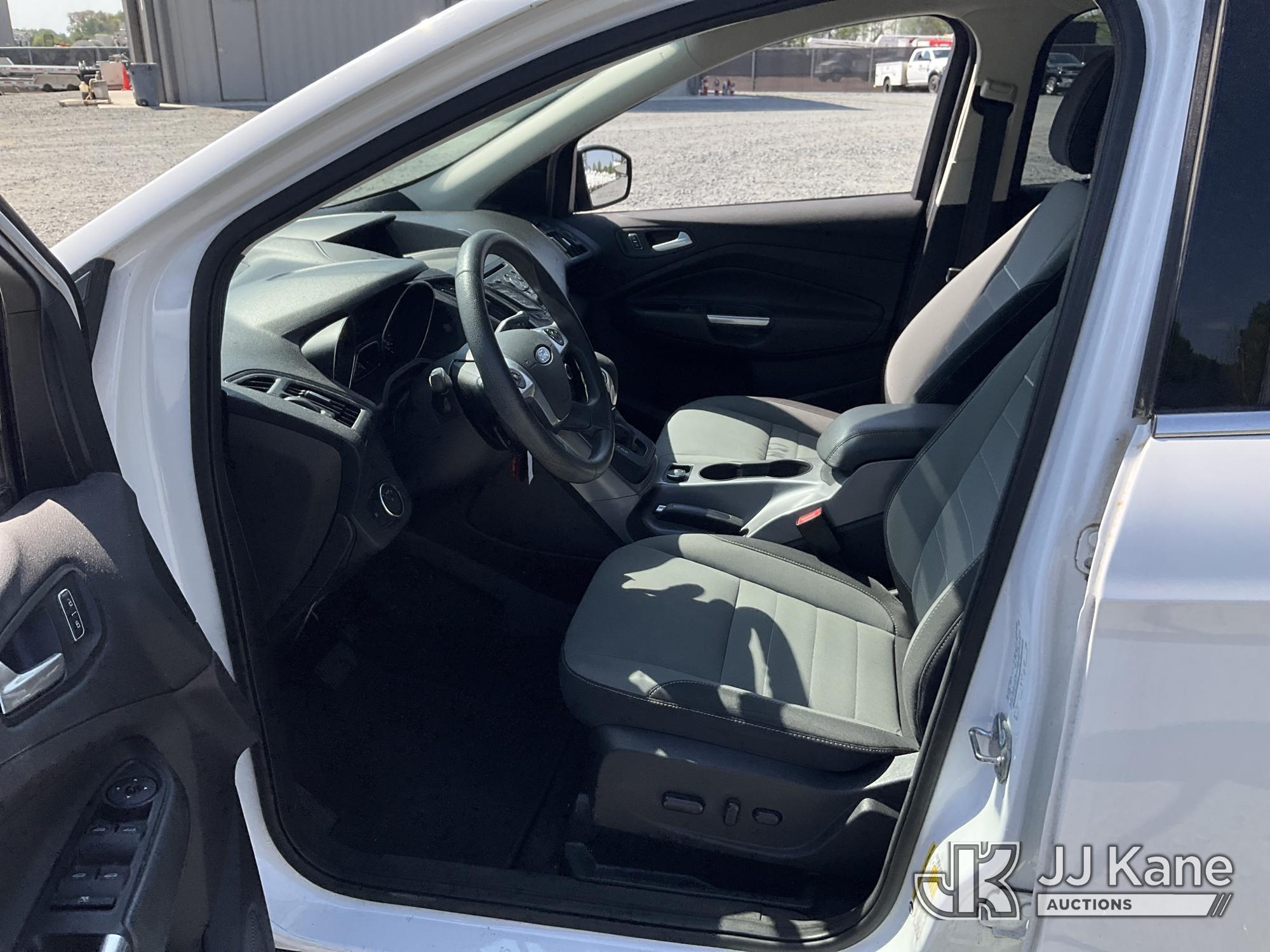 (China Grove, NC) 2015 Ford Escape 4x4 4-Door Sport Utility Vehicle Runs & Moves) (Engine Light On,