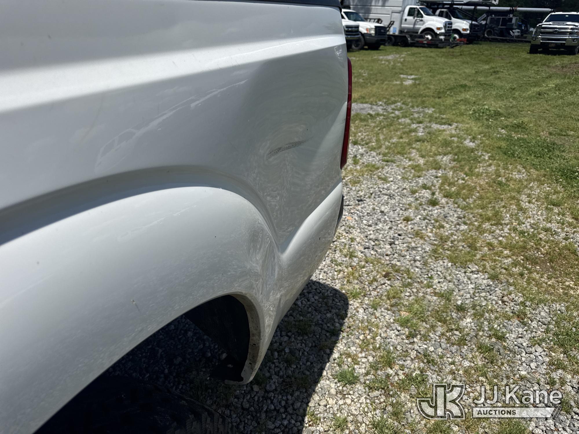 (Wakefield, VA) 2013 Ford F250 Crew-Cab Pickup Truck Runs & Moves) (Check Engine Light On, Body/Pain