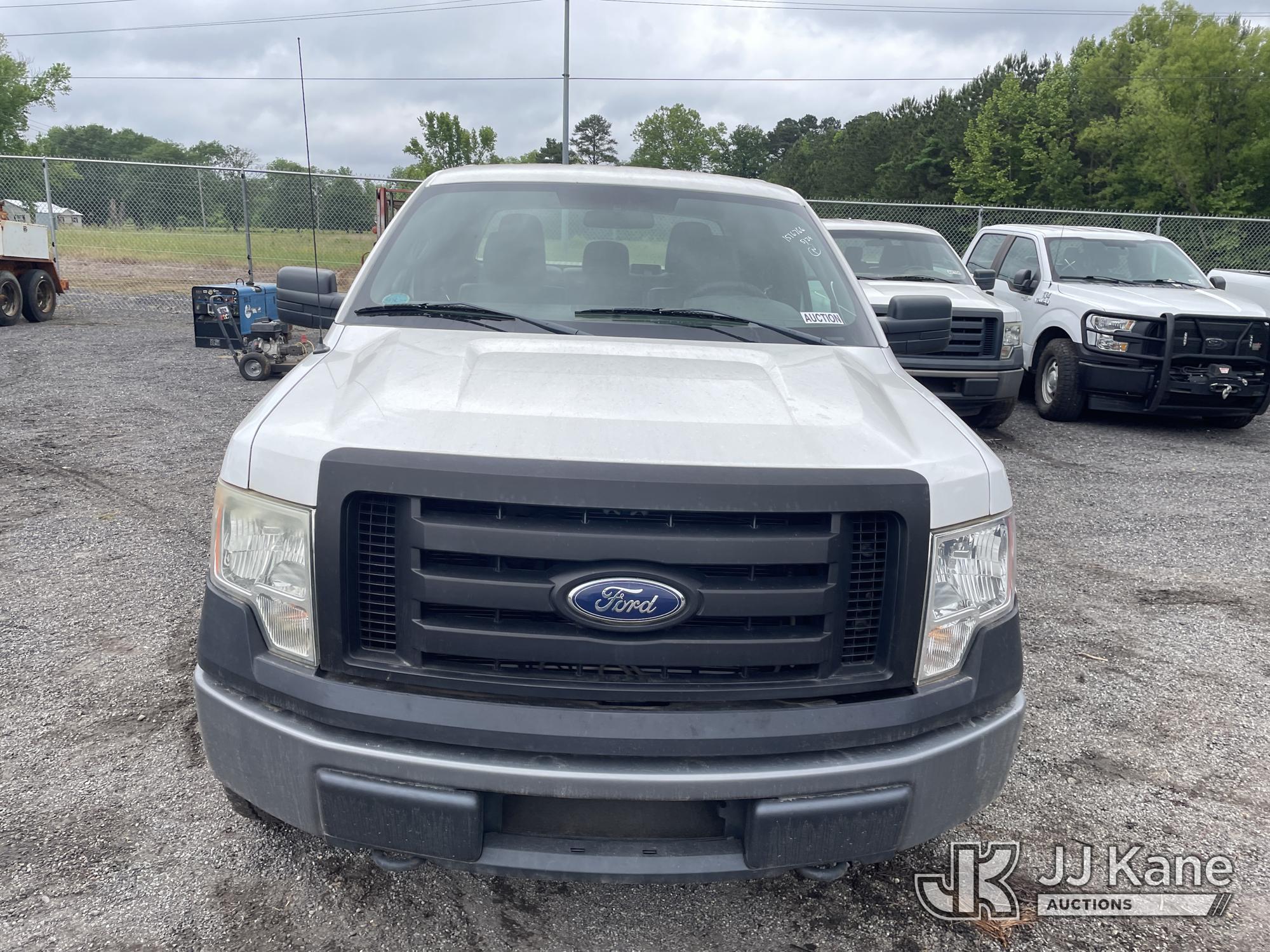 (Albertville, AL) 2012 Ford F150 4x4 Crew-Cab Pickup Truck, (Municipality Owned) Runs & Moves) (Jump