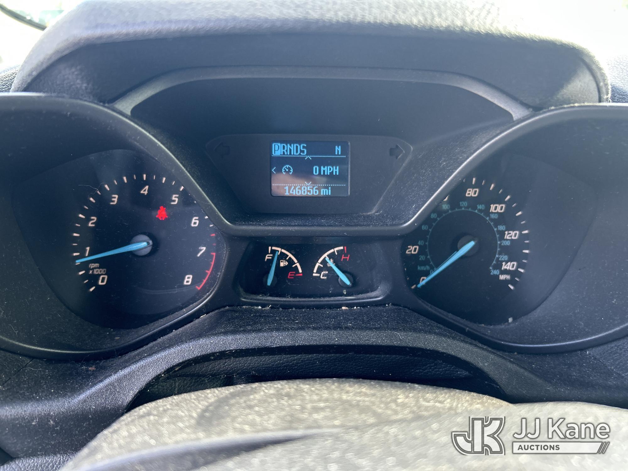 (Riviera Beach, FL) 2017 Ford Transit Connect Mini Cargo Van Runs & Moves) (Paint Damage) (FL Reside