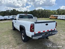 (Tampa, FL) 2005 CHEVROLET 2500 Pickup Truck Runs & Moves) (Jump To Start, Paint & Body Damage, Odom