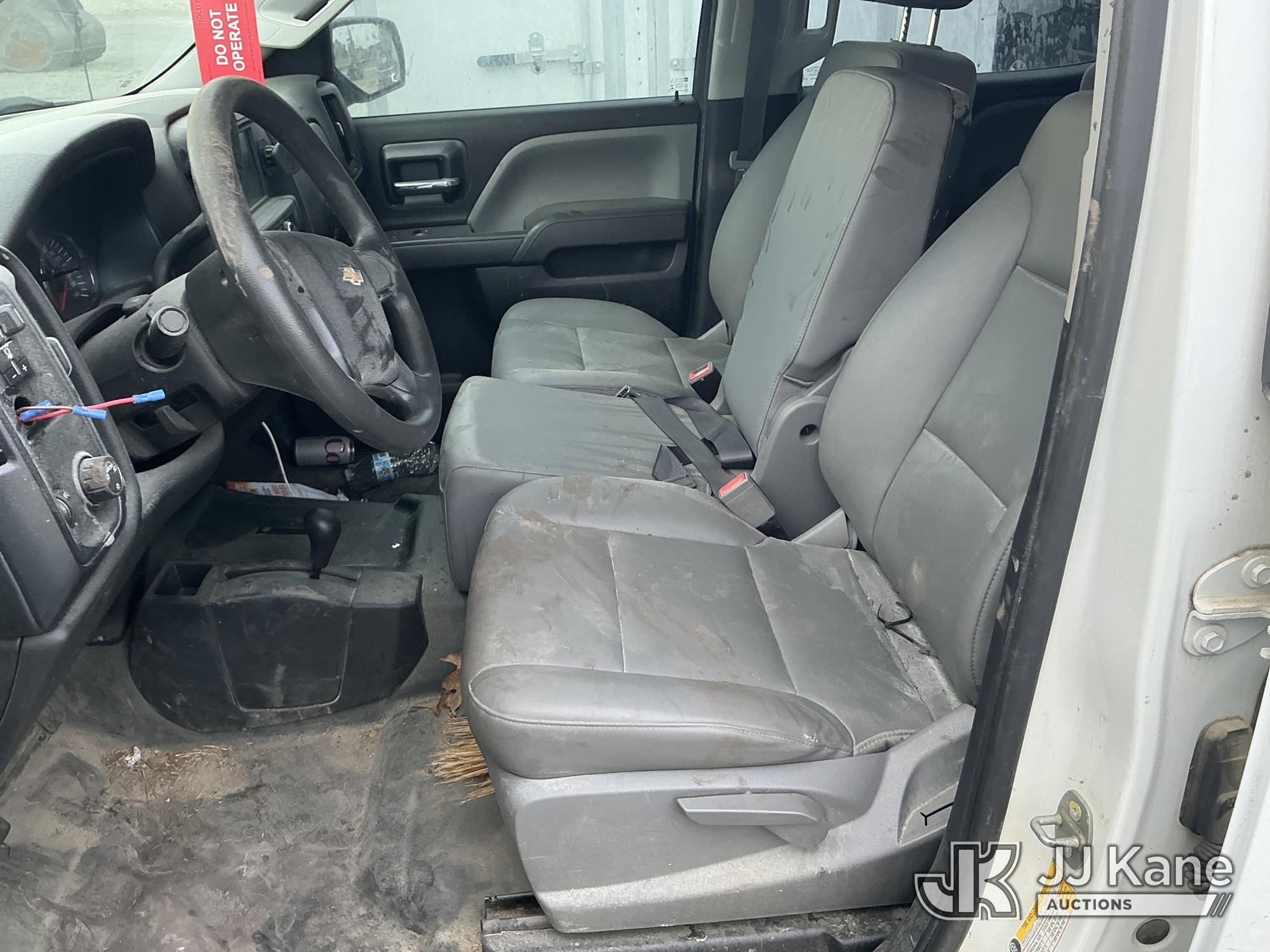 (Moncks Corner, SC) 2018 Chevrolet Silverado 1500 4x4 Crew-Cab Pickup Truck Not Running, Condition U