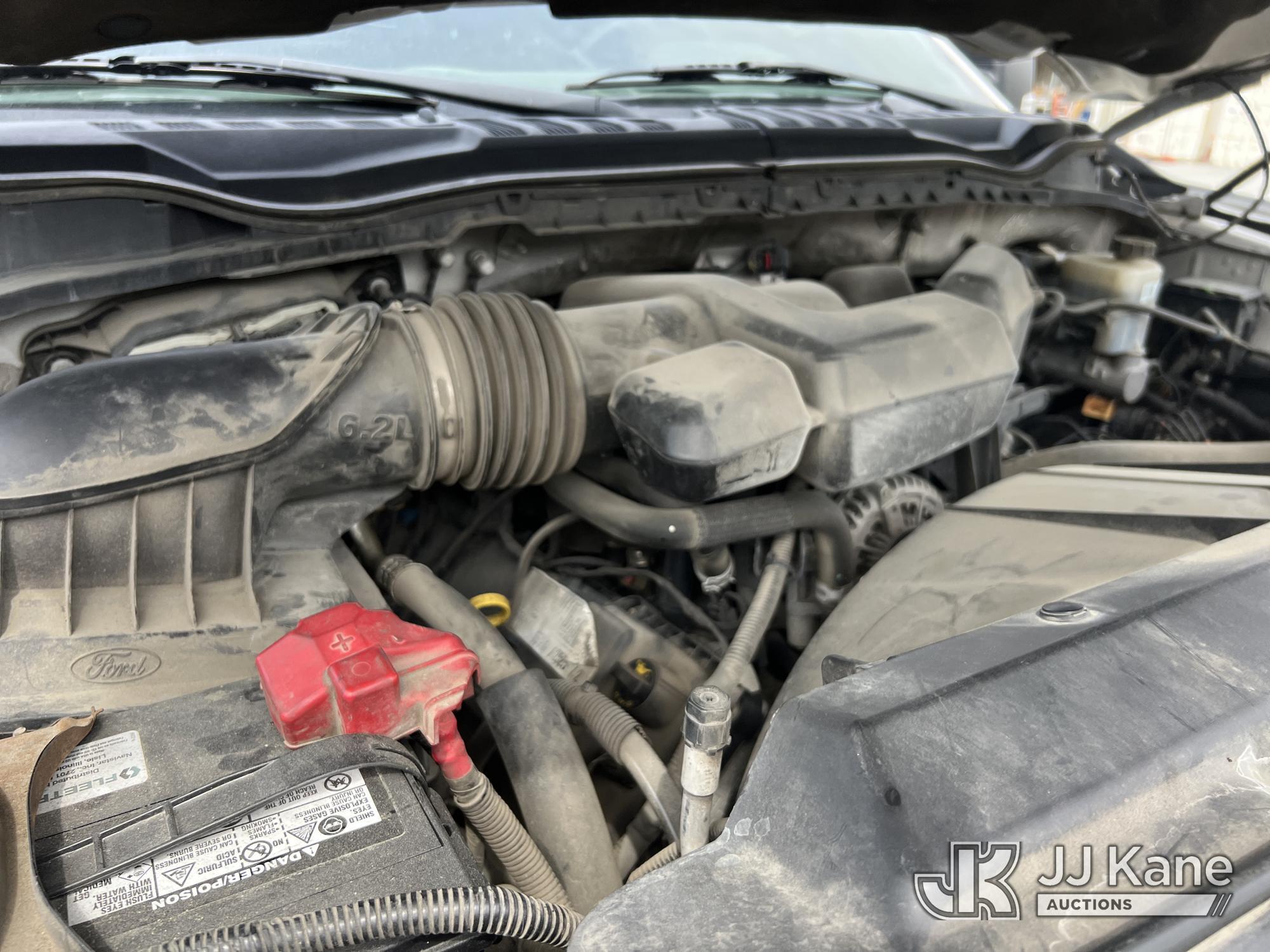 (College Park, GA) 2017 Ford F250 SD 4x4 Crew-Cab Pickup Truck Runs & Moves) (Engine Tick