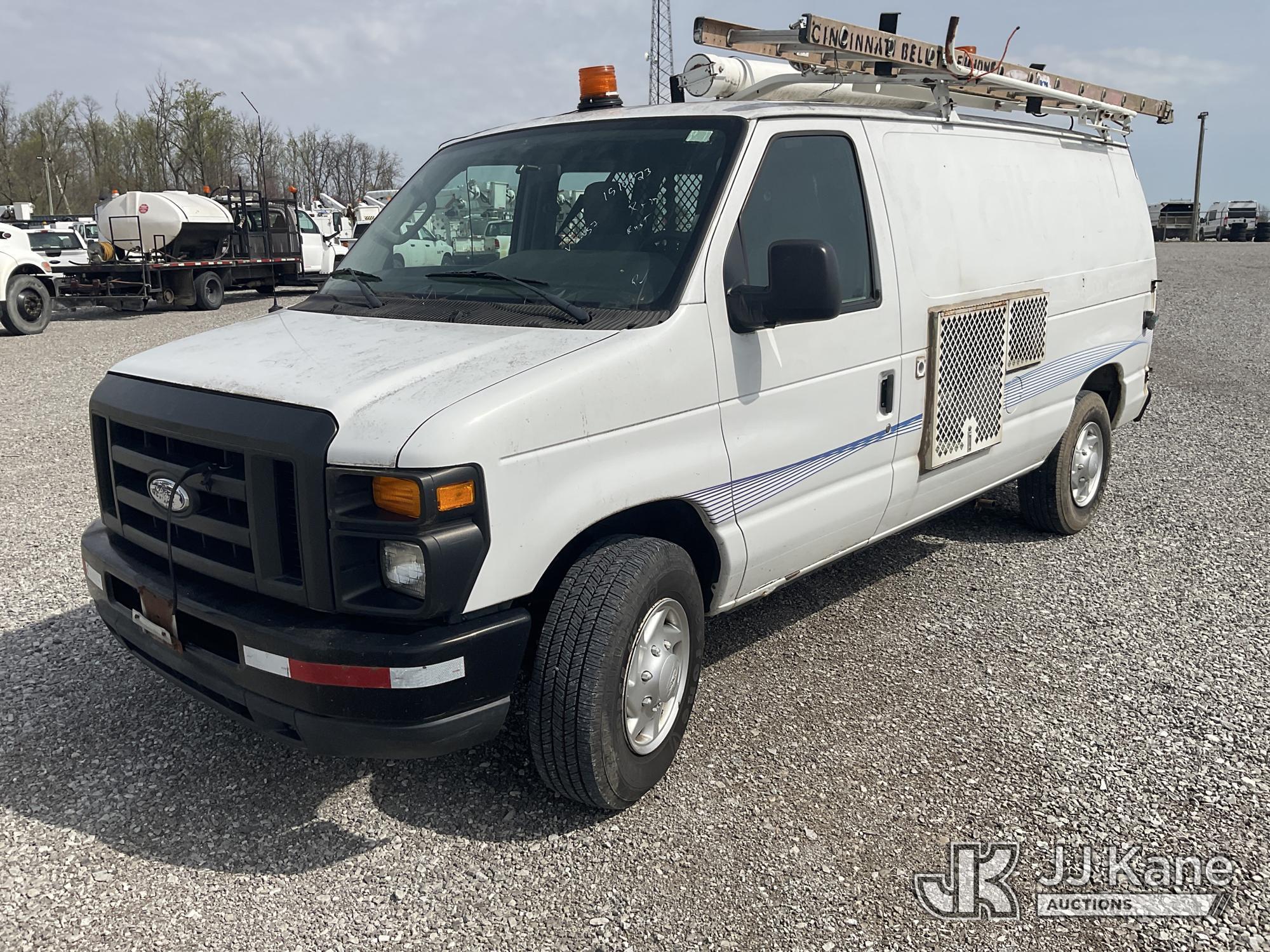 (Verona, KY) 2011 Ford E250 Cargo Van Runs & Moves) (Rust Damage