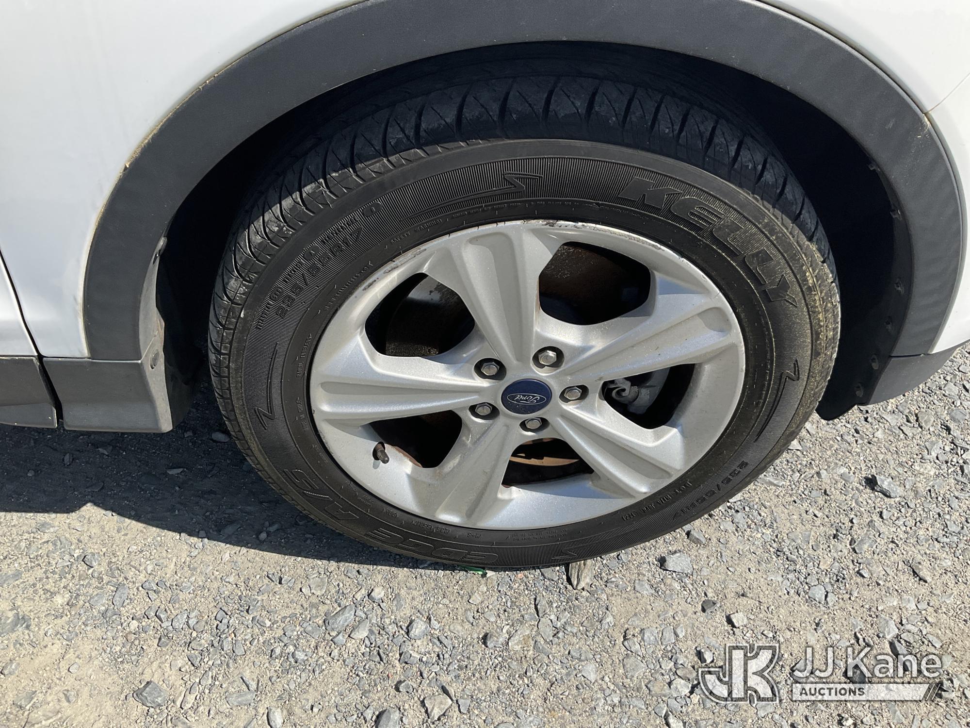 (China Grove, NC) 2015 Ford Escape 4x4 4-Door Sport Utility Vehicle Runs & Moves) (Engine Light On,