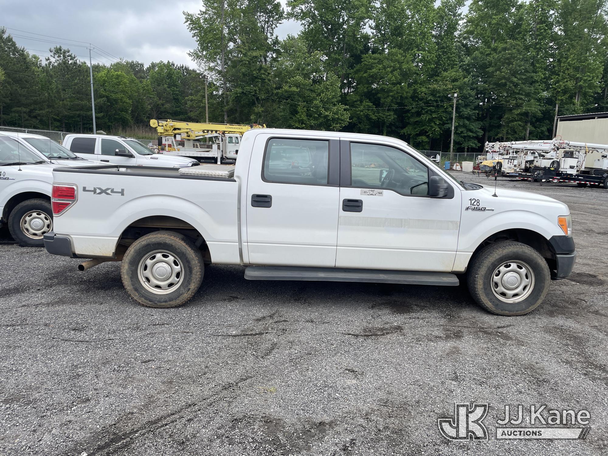 (Albertville, AL) 2012 Ford F150 4x4 Crew-Cab Pickup Truck, (Municipality Owned) Runs & Moves) (Jump