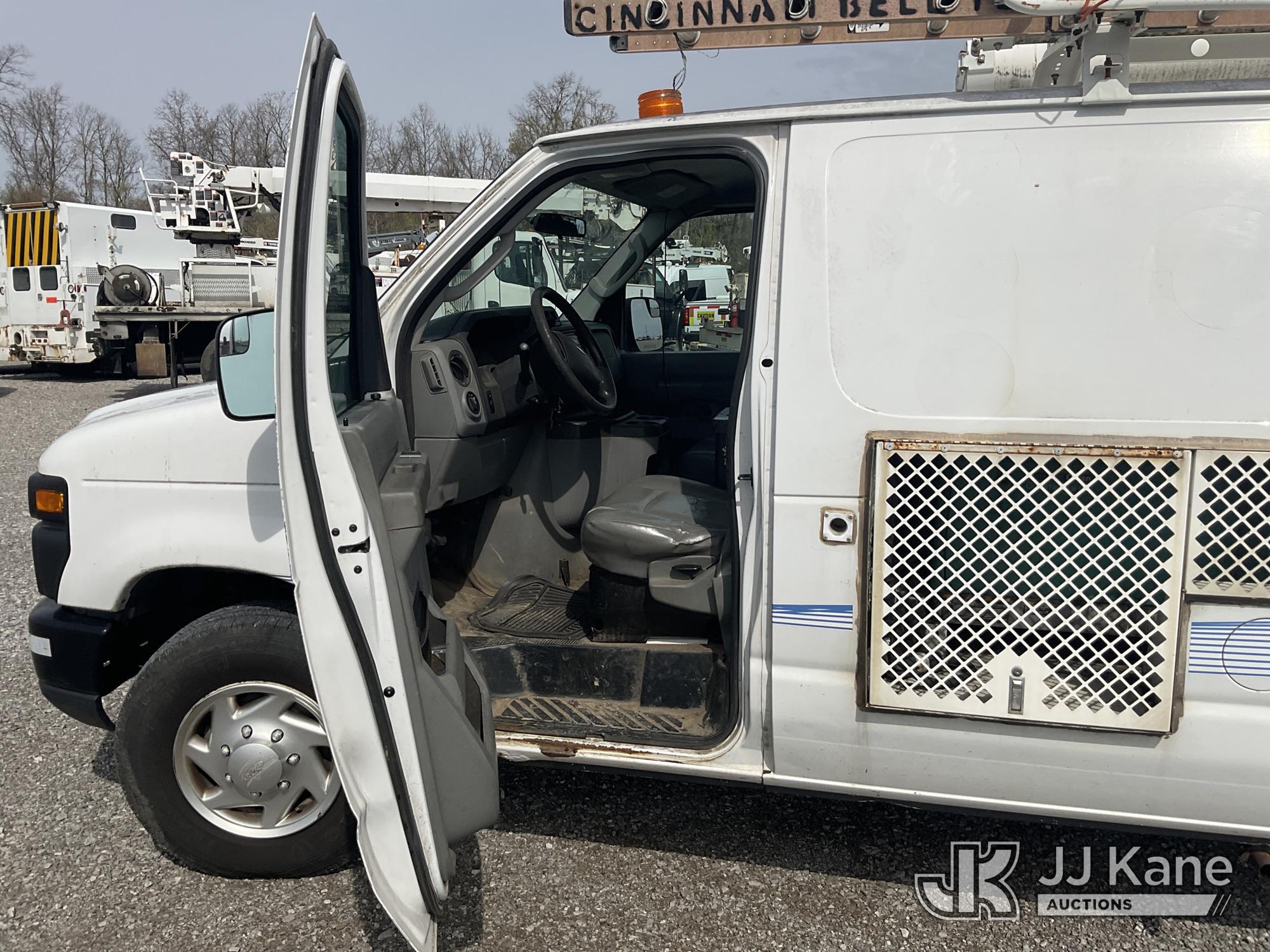 (Verona, KY) 2011 Ford E250 Cargo Van Runs & Moves) (Rust Damage