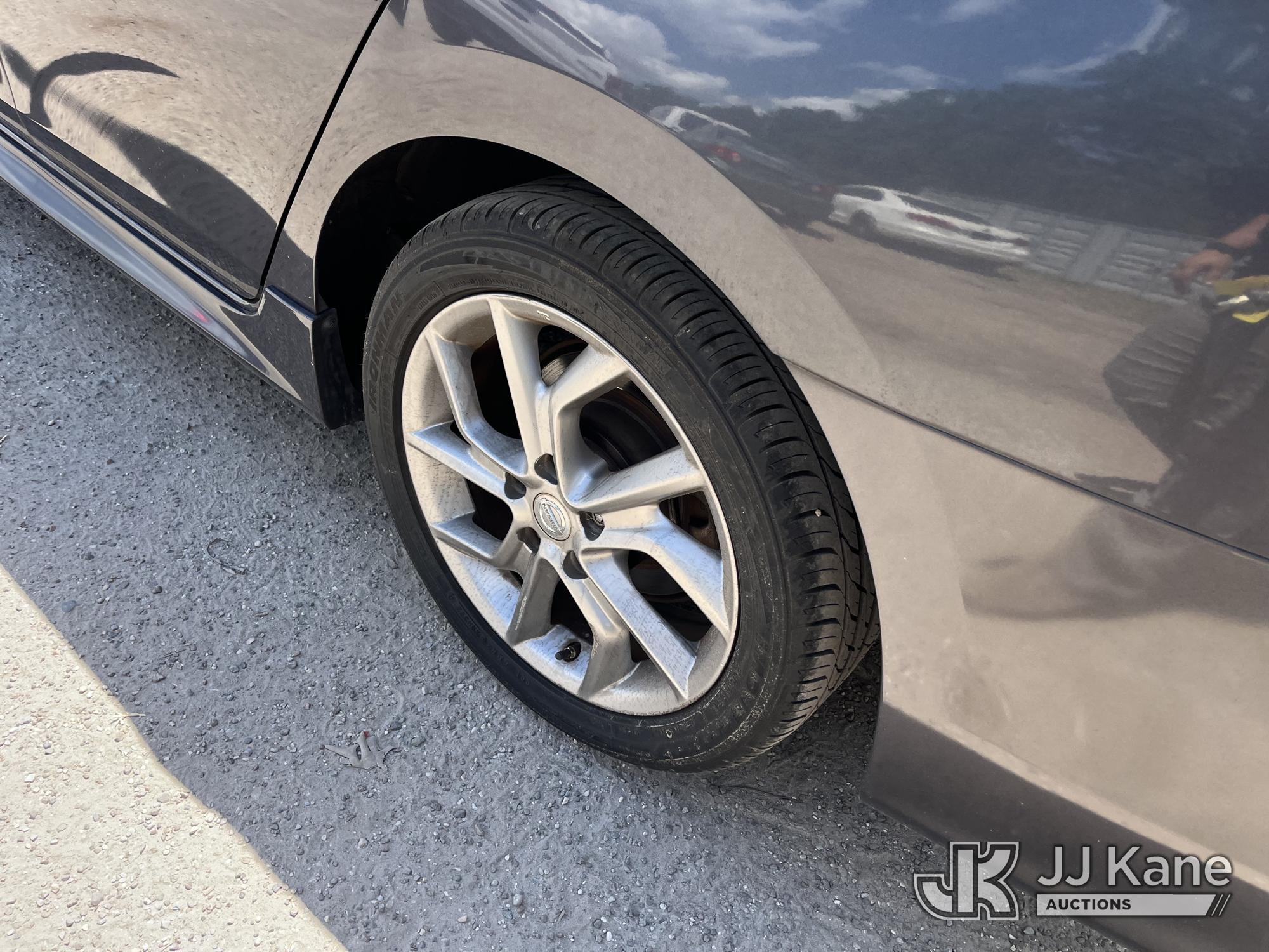 (Tampa, FL) 2013 Nissan Sentra 4-Door Sedan Runs & Moves) (Mold Smell Inside, Body Damage) (FL Resid