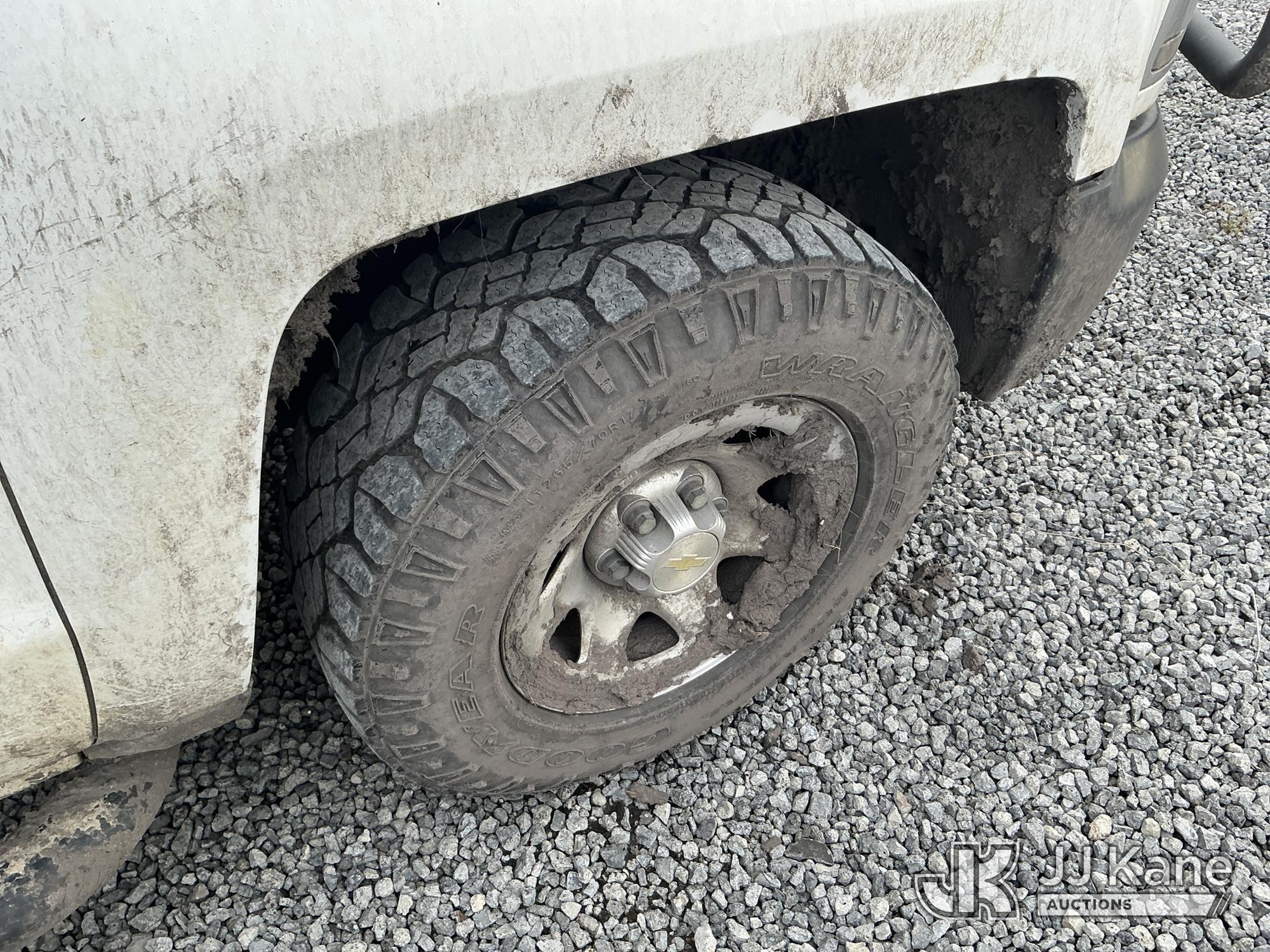 (Moncks Corner, SC) 2018 Chevrolet Silverado 1500 4x4 Crew-Cab Pickup Truck Not Running, Condition U
