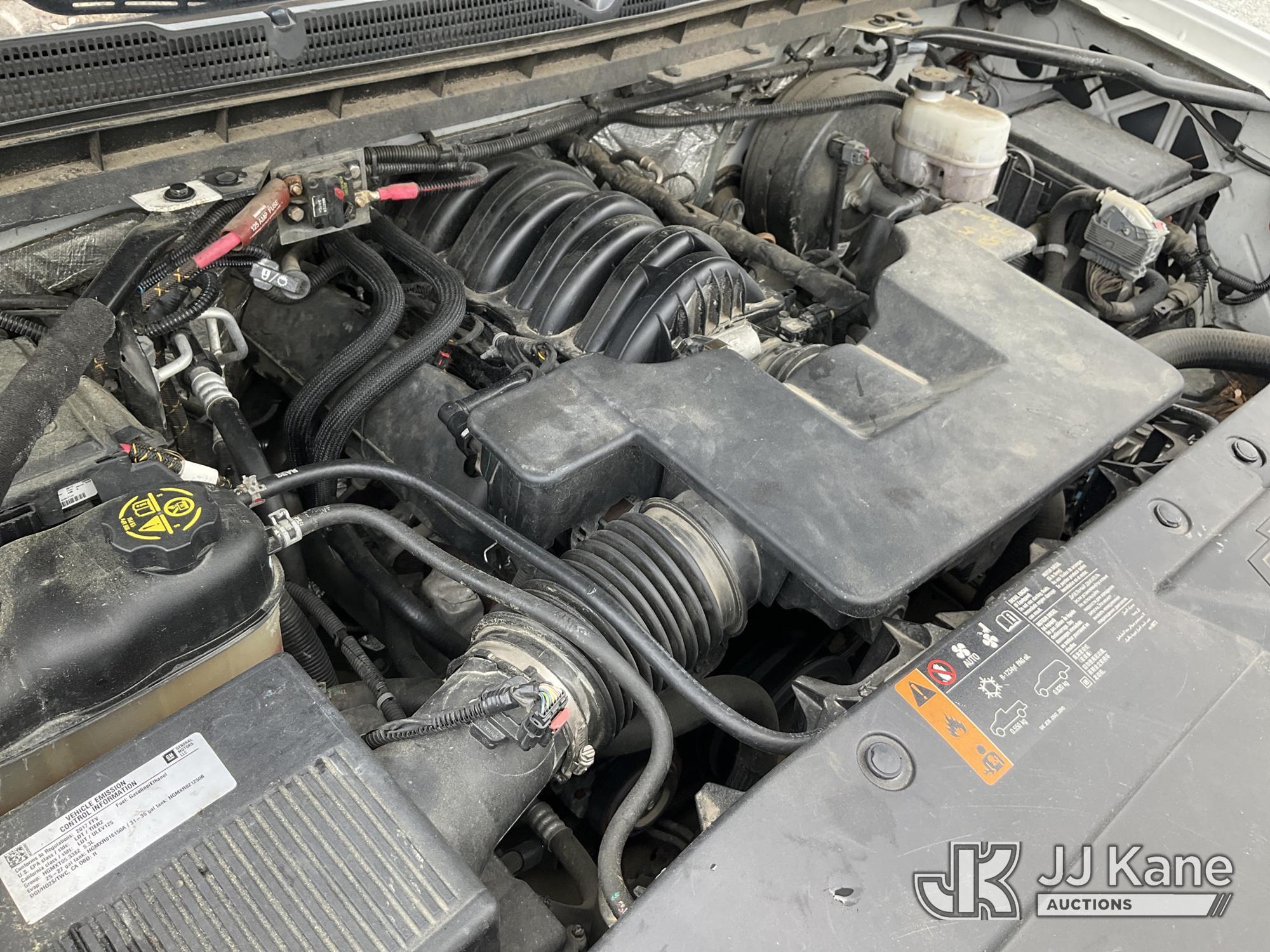 (China Grove, NC) 2017 Chevrolet Silverado 1500 4X4 Crew-Cab Pickup Truck Runs & Moves) (Check Engin