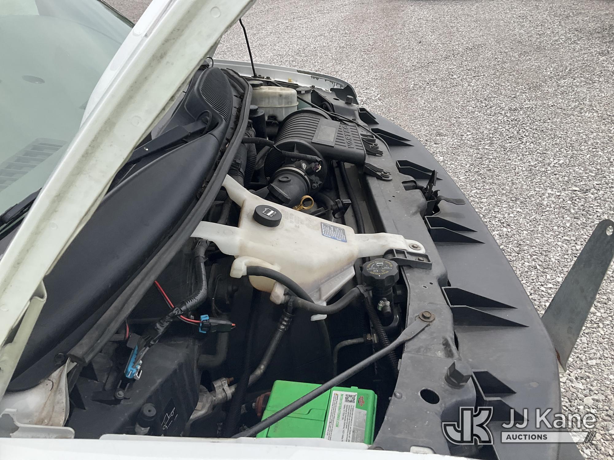 (Verona, KY) 2013 Chevrolet Express G1500 Cargo Van Runs & Moves) (Rust Damage