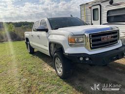 (Florence, SC) 2015 GMC Sierra 1500 4x4 Crew-Cab Pickup Truck Not Running Condition Unknown) (Parts