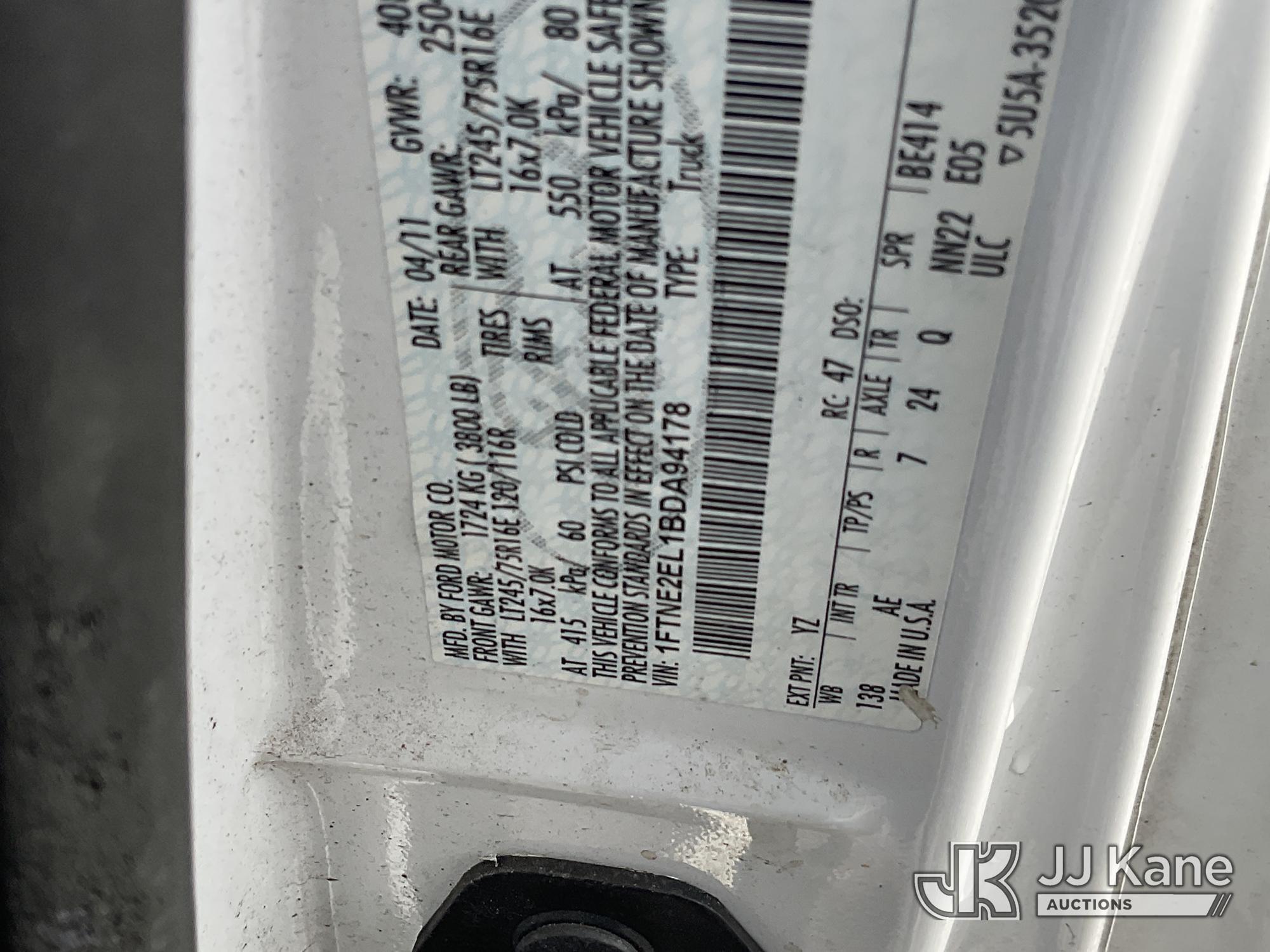 (Verona, KY) 2011 Ford E250 Cargo Van Runs & Moves) (Rust Damage