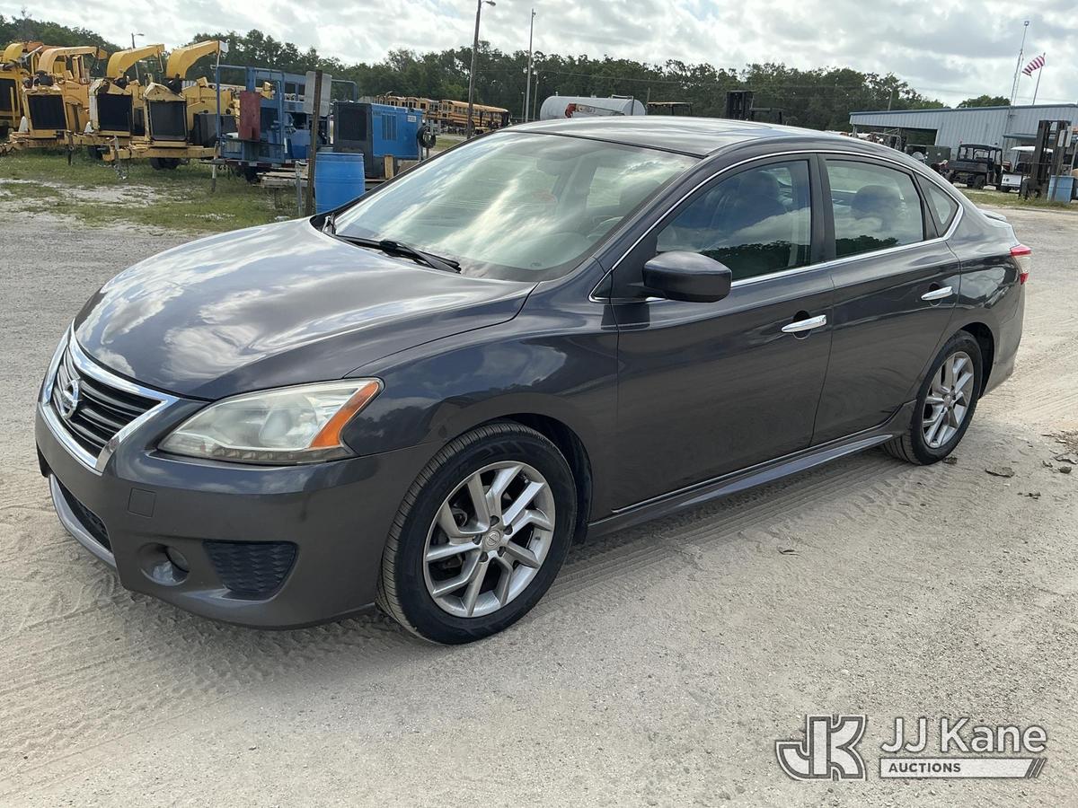 (Tampa, FL) 2014 Nissan Sentra 4-Door Sedan Runs & Moves) (Body Damage, Paint Damage) (FL Residents