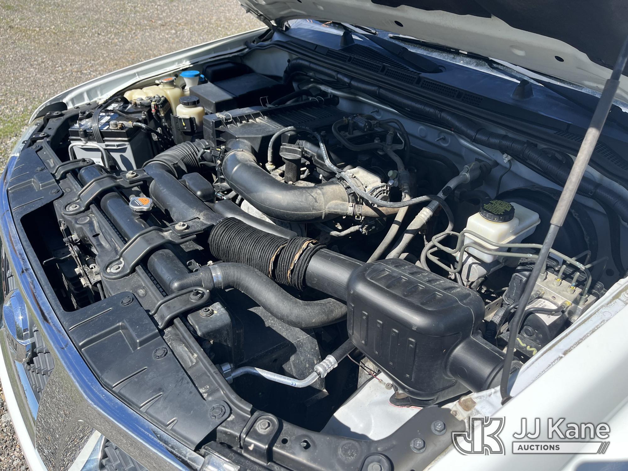 (Chester, VA) 2015 Nissan Frontier Extended-Cab Pickup Truck Runs & Moves