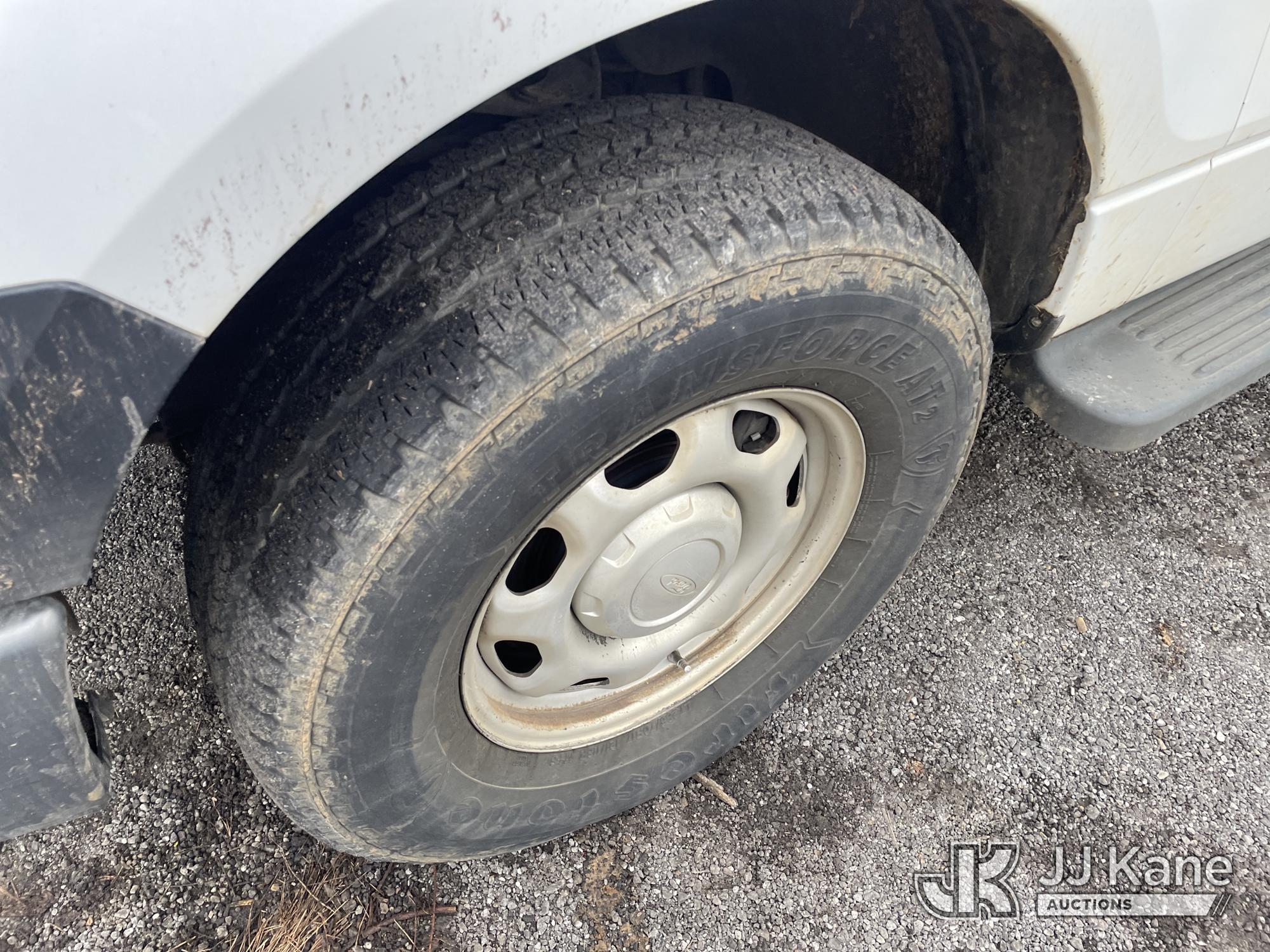 (Albertville, AL) 2012 Ford F150 4x4 Crew-Cab Pickup Truck, (Municipality Owned) Runs & Moves) (Jump
