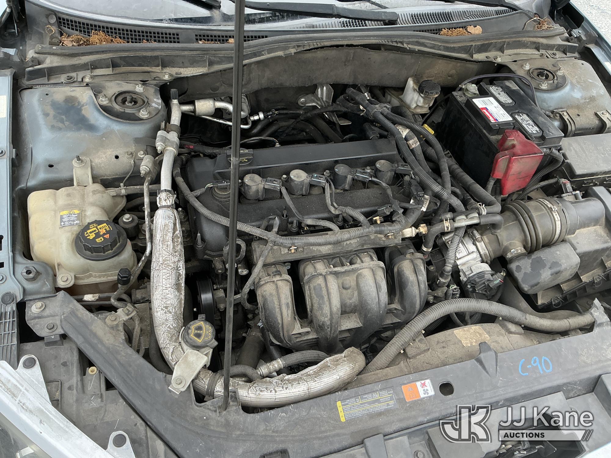 (China Grove, NC) 2012 Ford Fusion 4-Door Sedan Runs & Moves) (Paint Damage