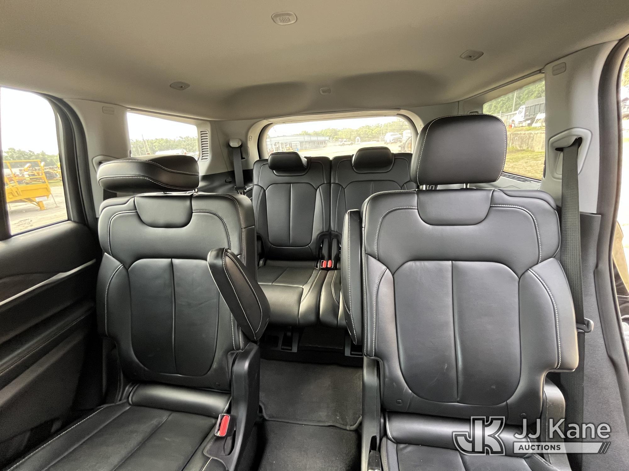 (Tampa, FL) 2021 Jeep Grand Cherokee 4x4 4-Door Sport Utility Vehicle, Former Police Vehicle Hillsbo