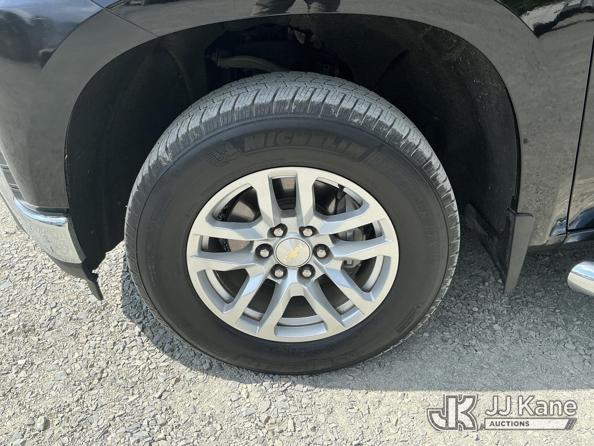 (China Grove, NC) 2020 Chevrolet Silverado 1500 4x4 Crew-Cab Pickup Truck Runs & Moves) (Seller Stat