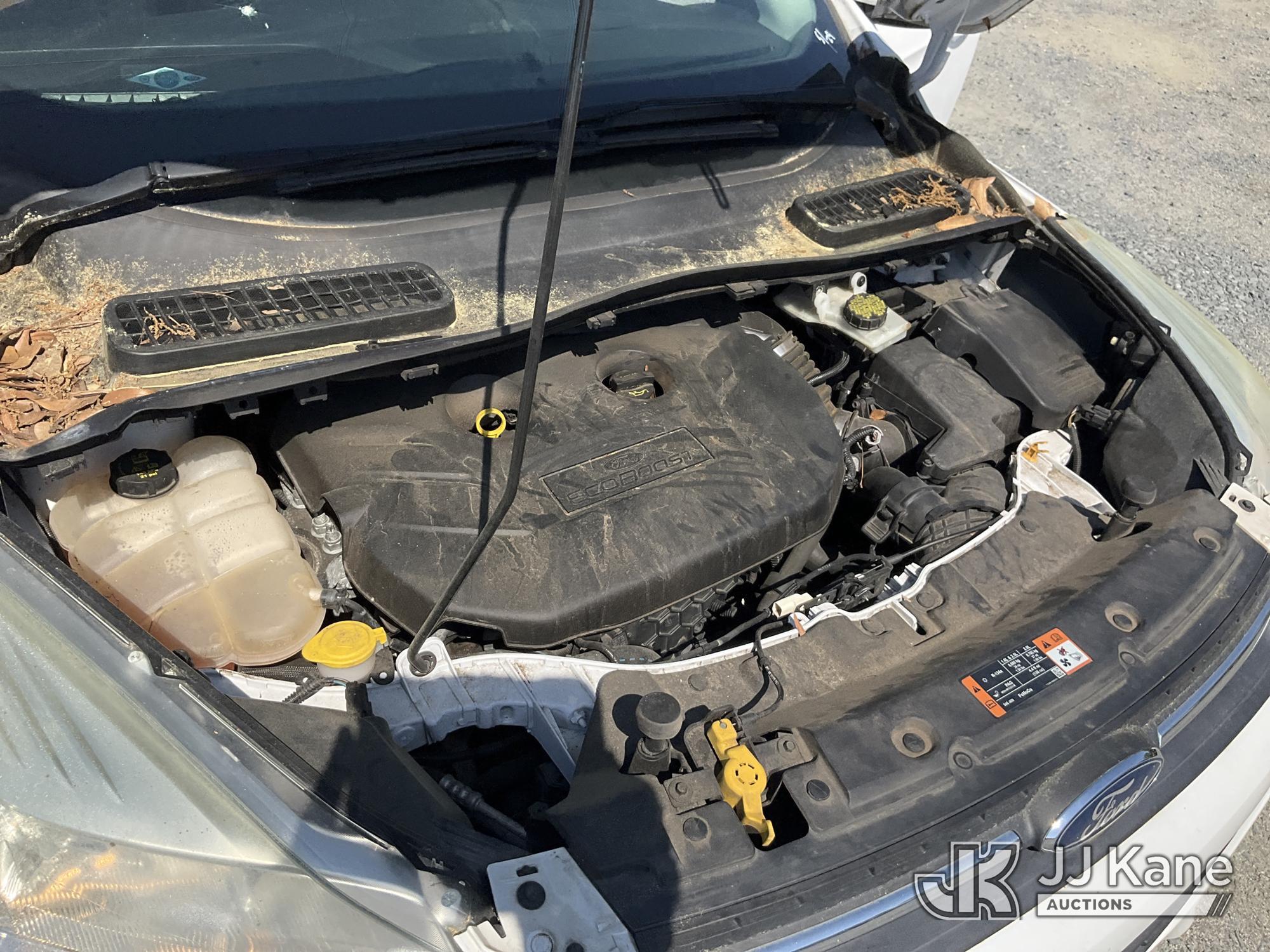 (China Grove, NC) 2015 Ford Escape 4x4 4-Door Sport Utility Vehicle Runs & Moves) (Engine Light On,