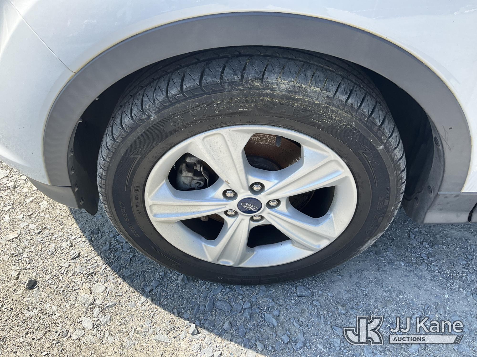 (China Grove, NC) 2015 Ford Escape 4x4 4-Door Sport Utility Vehicle Runs & Moves) (Engine Light On,
