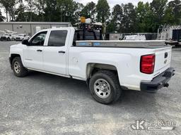 (China Grove, NC) 2017 Chevrolet Silverado 1500 4X4 Crew-Cab Pickup Truck Runs & Moves) (Check Engin