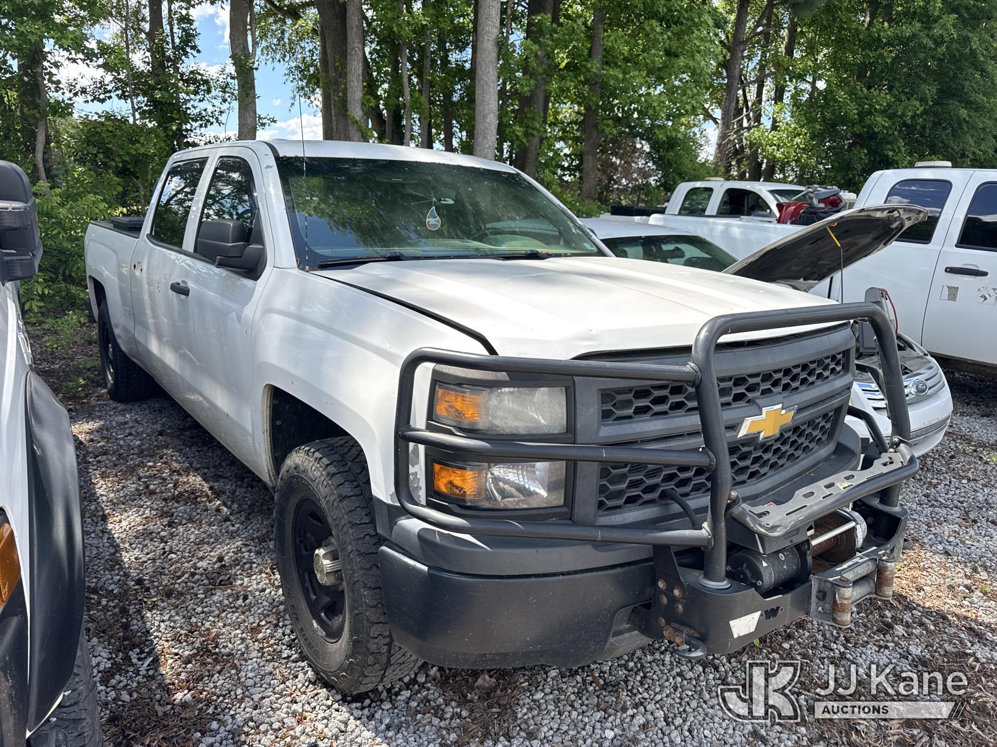 (Wakefield, VA) 2014 Chevrolet Silverado 1500 4x4 Crew-Cab Pickup Truck Not Running, Condition Unkno