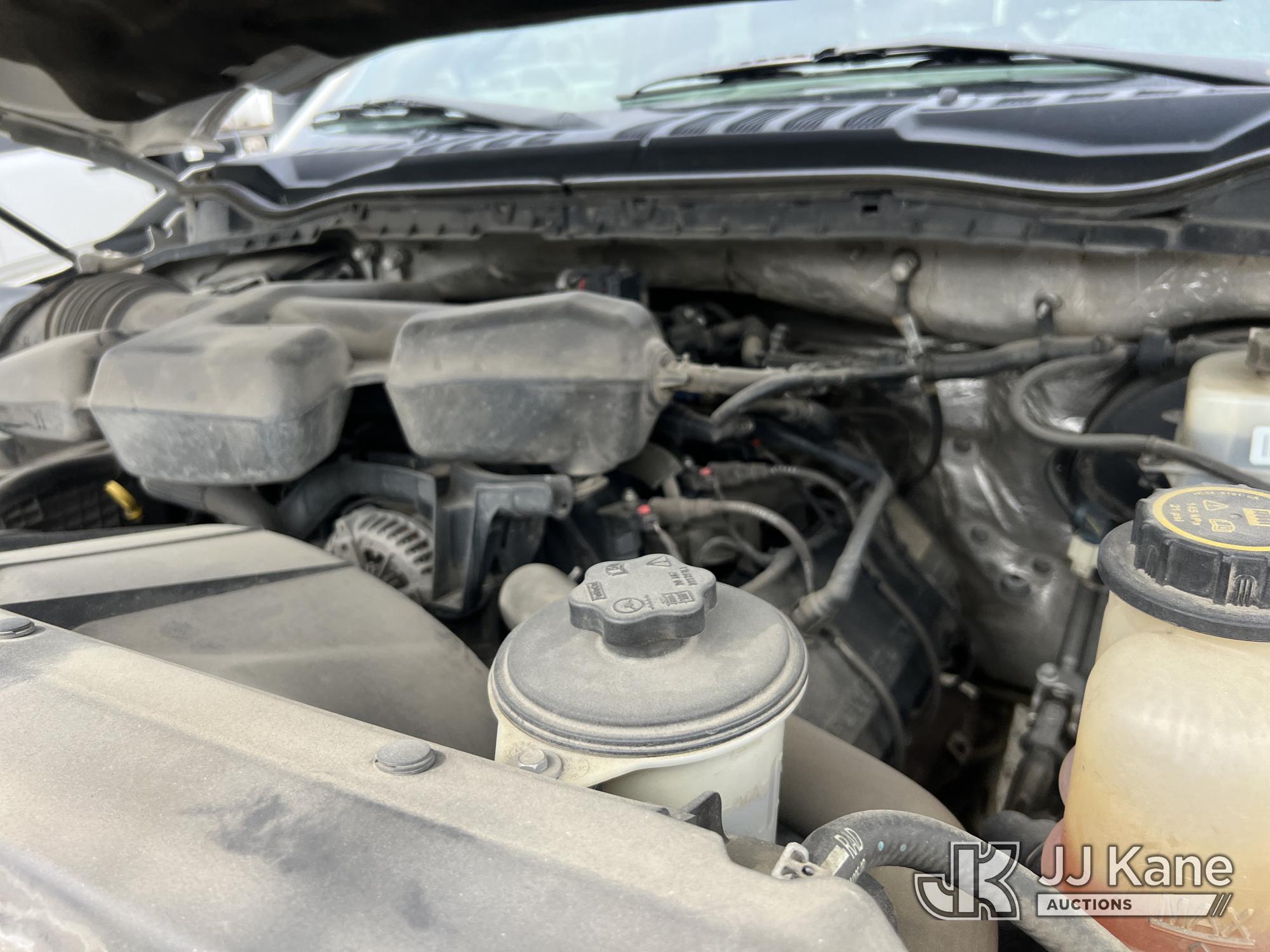 (College Park, GA) 2017 Ford F250 SD 4x4 Crew-Cab Pickup Truck Runs & Moves) (Engine Tick