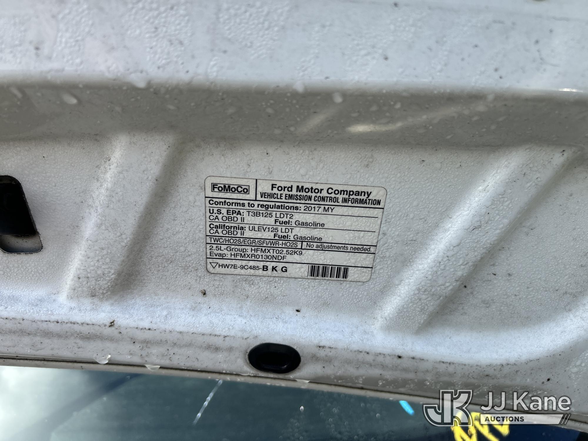 (Riviera Beach, FL) 2017 Ford Transit Connect Mini Cargo Van Runs & Moves) (Paint Damage) (FL Reside