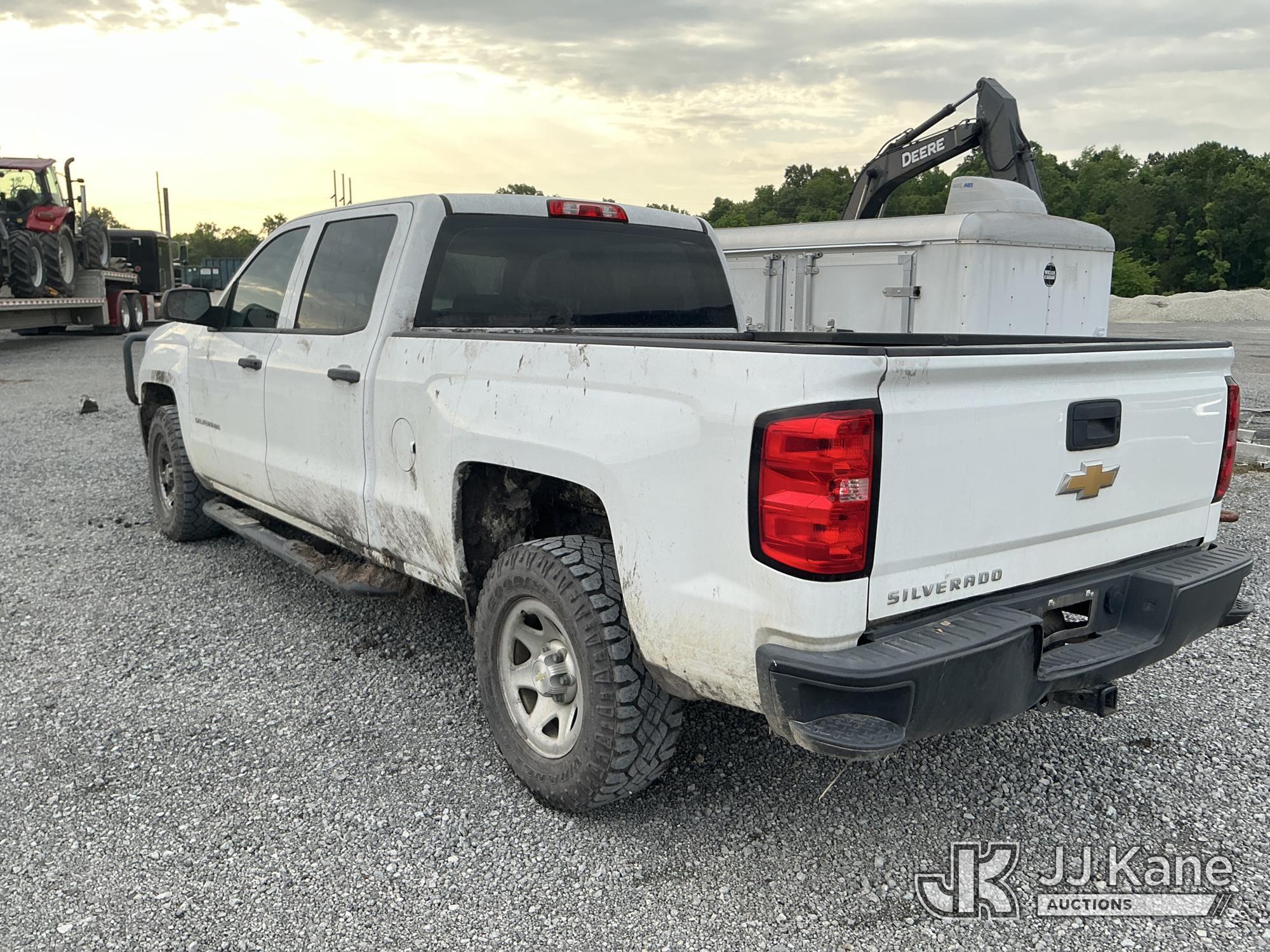(Moncks Corner, SC) 2018 Chevrolet Silverado 1500 4x4 Crew-Cab Pickup Truck Not Running, Condition U
