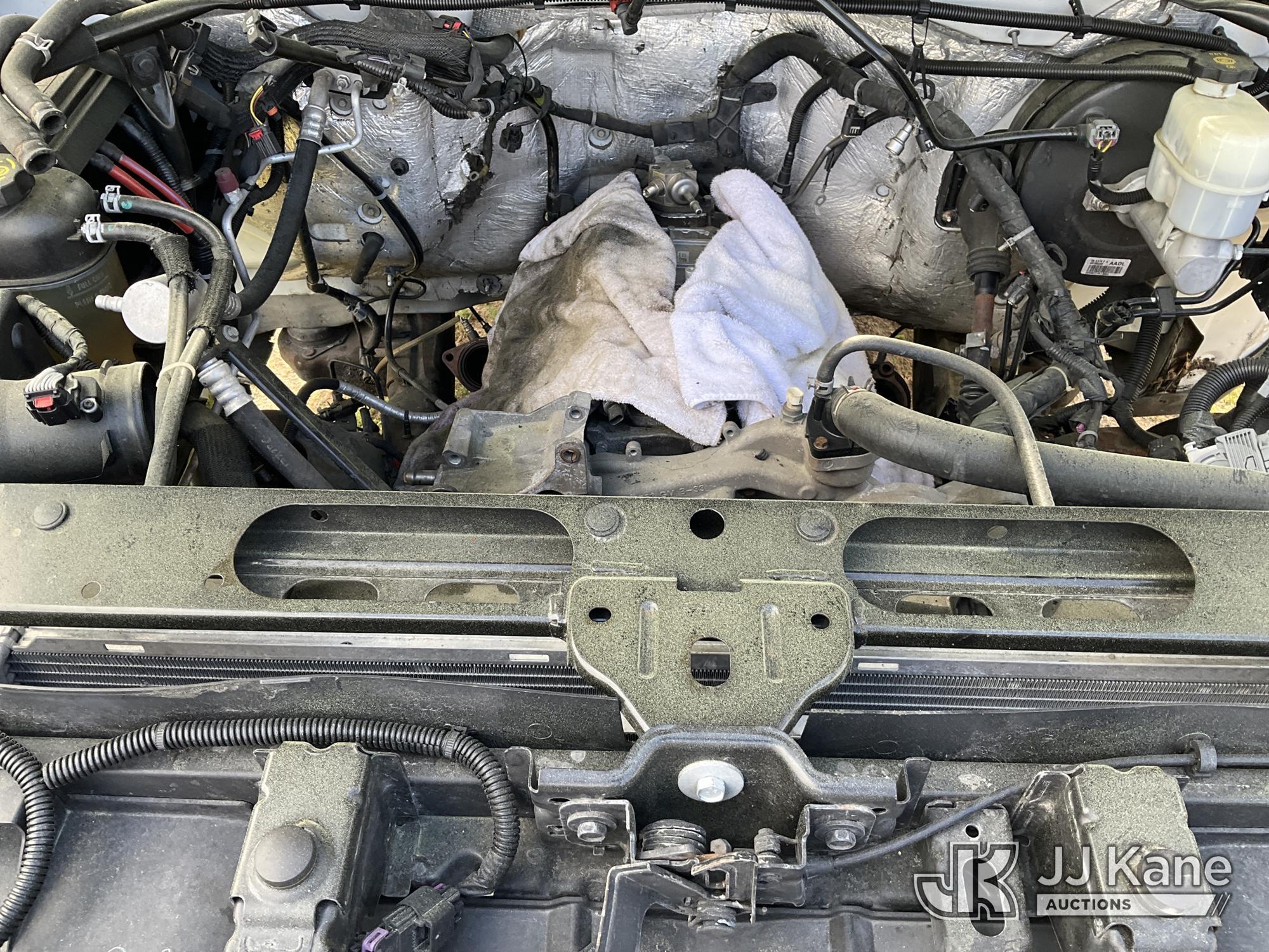 (Florence, SC) 2015 GMC Sierra 1500 4x4 Crew-Cab Pickup Truck Not Running Condition Unknown) (Parts
