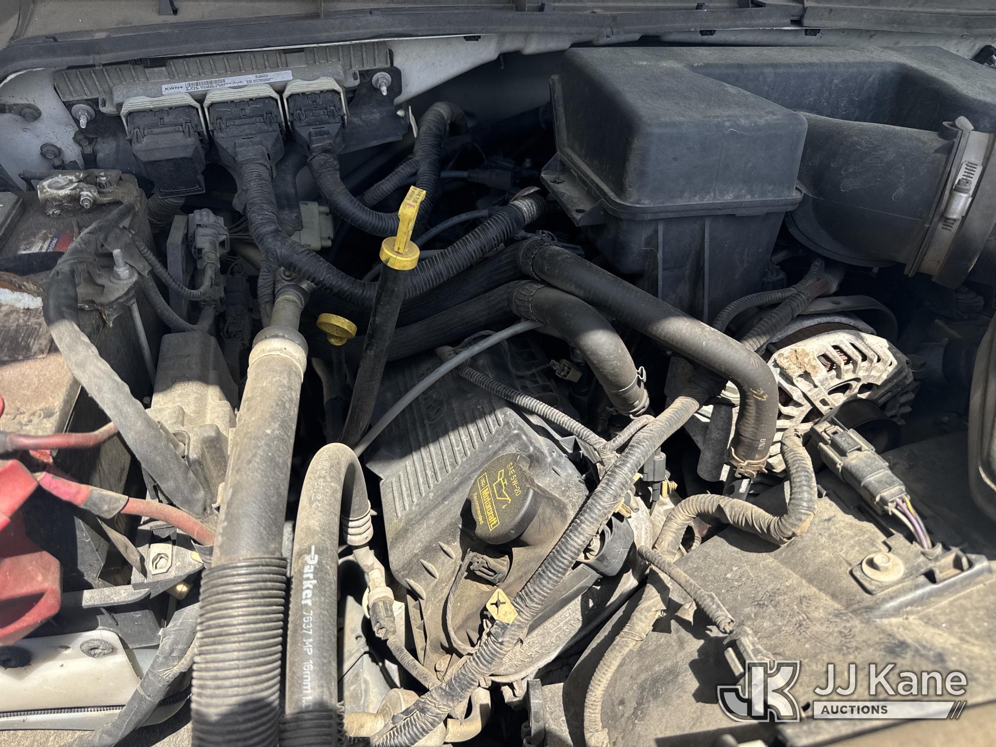 (Wakefield, VA) 2013 Ford F250 Crew-Cab Pickup Truck Runs & Moves) (Check Engine Light On, Body/Pain