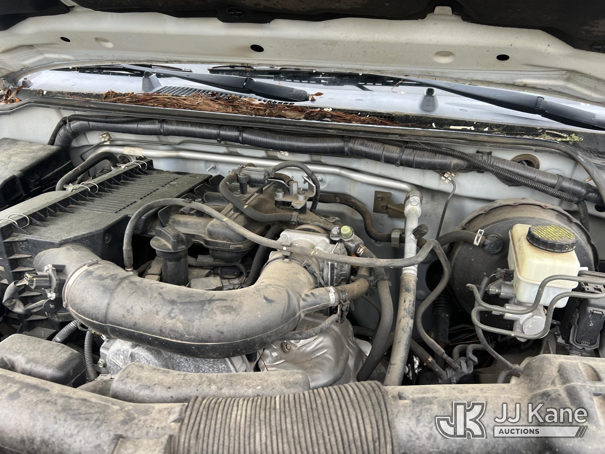(Villa Rica, GA) 2016 Nissan Frontier Extended-Cab Pickup Truck Runs & Moves) (Check Engine Light On