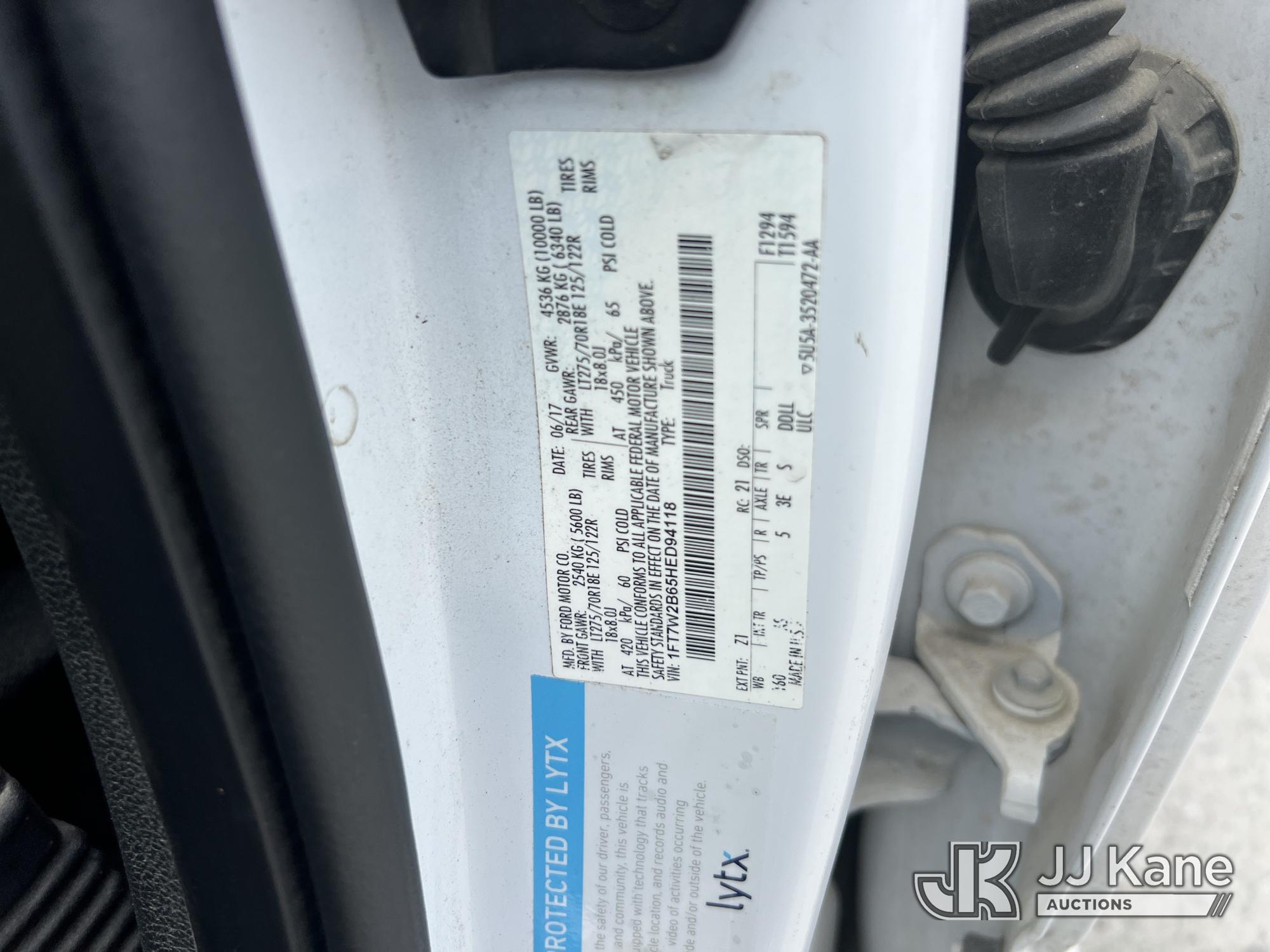 (College Park, GA) 2017 Ford F250 SD 4x4 Crew-Cab Pickup Truck Runs & Moves) (Engine Tick