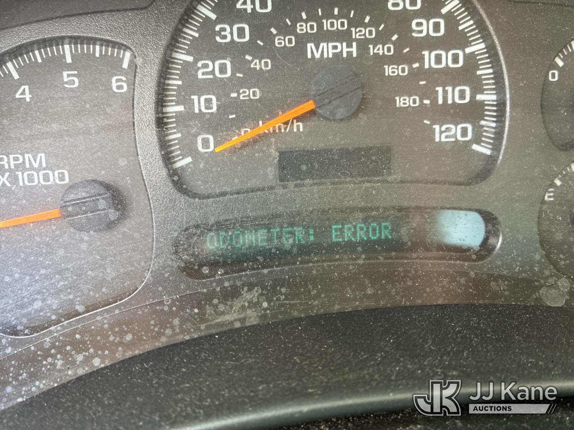 (Tampa, FL) 2005 CHEVROLET 2500 Pickup Truck Runs & Moves) (Jump To Start, Paint & Body Damage, Odom