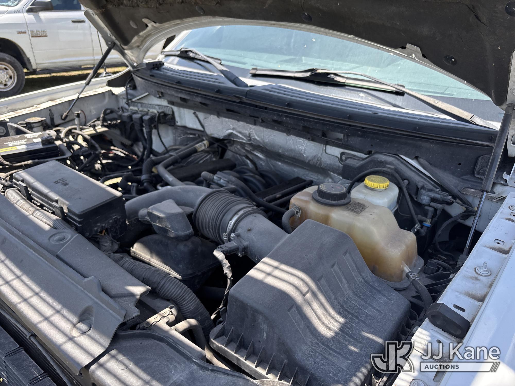 (Tampa, FL) 2014 Ford F150 4x4 Extended-Cab Pickup Truck Runs & Moves) (Body & Paint Damage