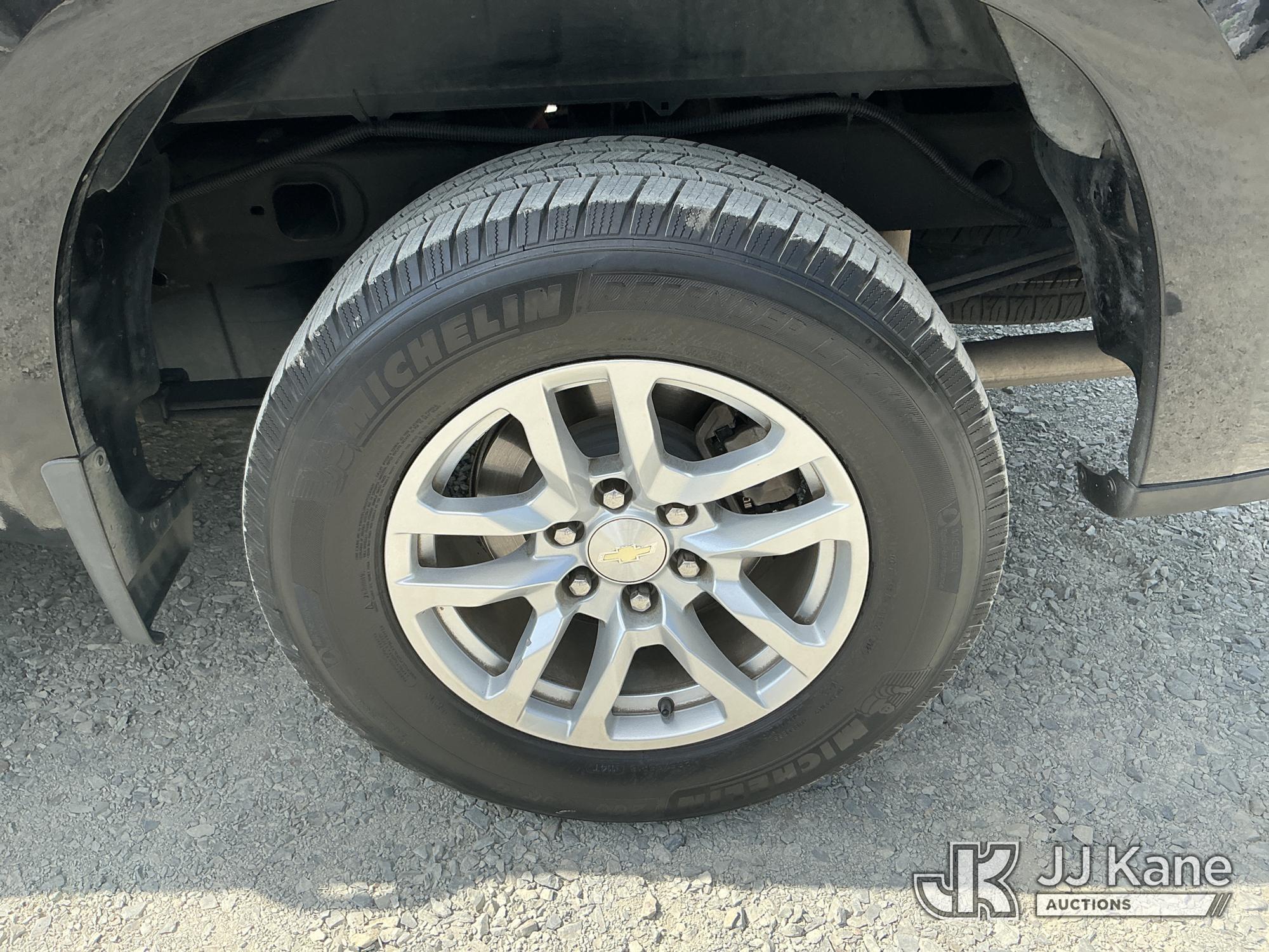 (China Grove, NC) 2020 Chevrolet Silverado 1500 4x4 Crew-Cab Pickup Truck Runs & Moves) (Seller Stat