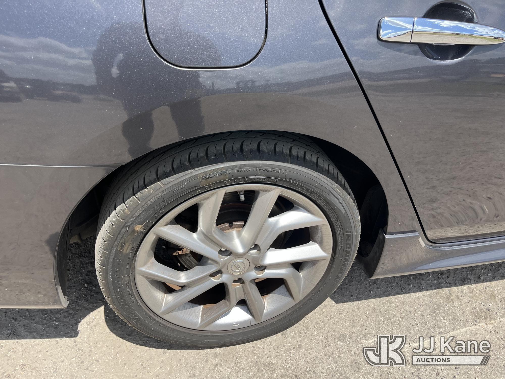 (Tampa, FL) 2013 Nissan Sentra 4-Door Sedan Runs & Moves) (Mold Smell Inside, Body Damage) (FL Resid
