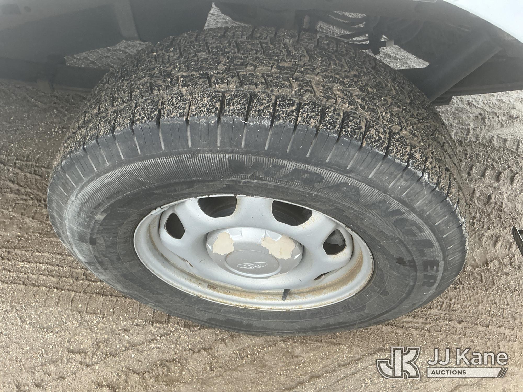 (Tampa, FL) 2017 Ford F150 4x4 Extended-Cab Pickup Truck Hillsborough County BOCC Unit)(Runs & Moves