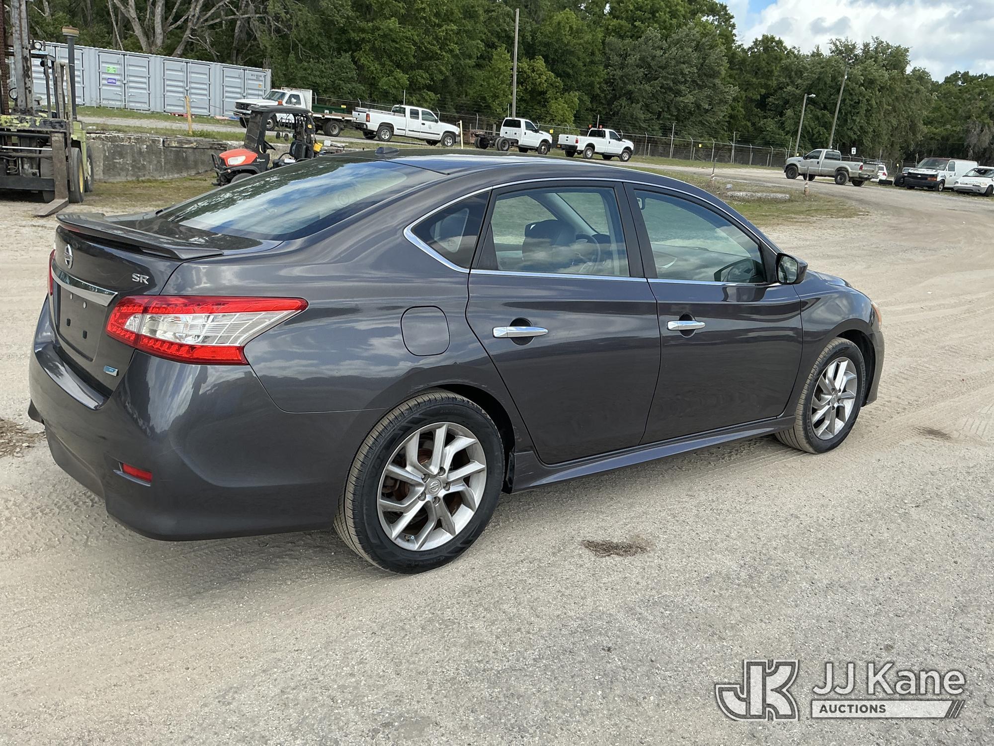 (Tampa, FL) 2014 Nissan Sentra 4-Door Sedan Runs & Moves) (Body Damage, Paint Damage) (FL Residents