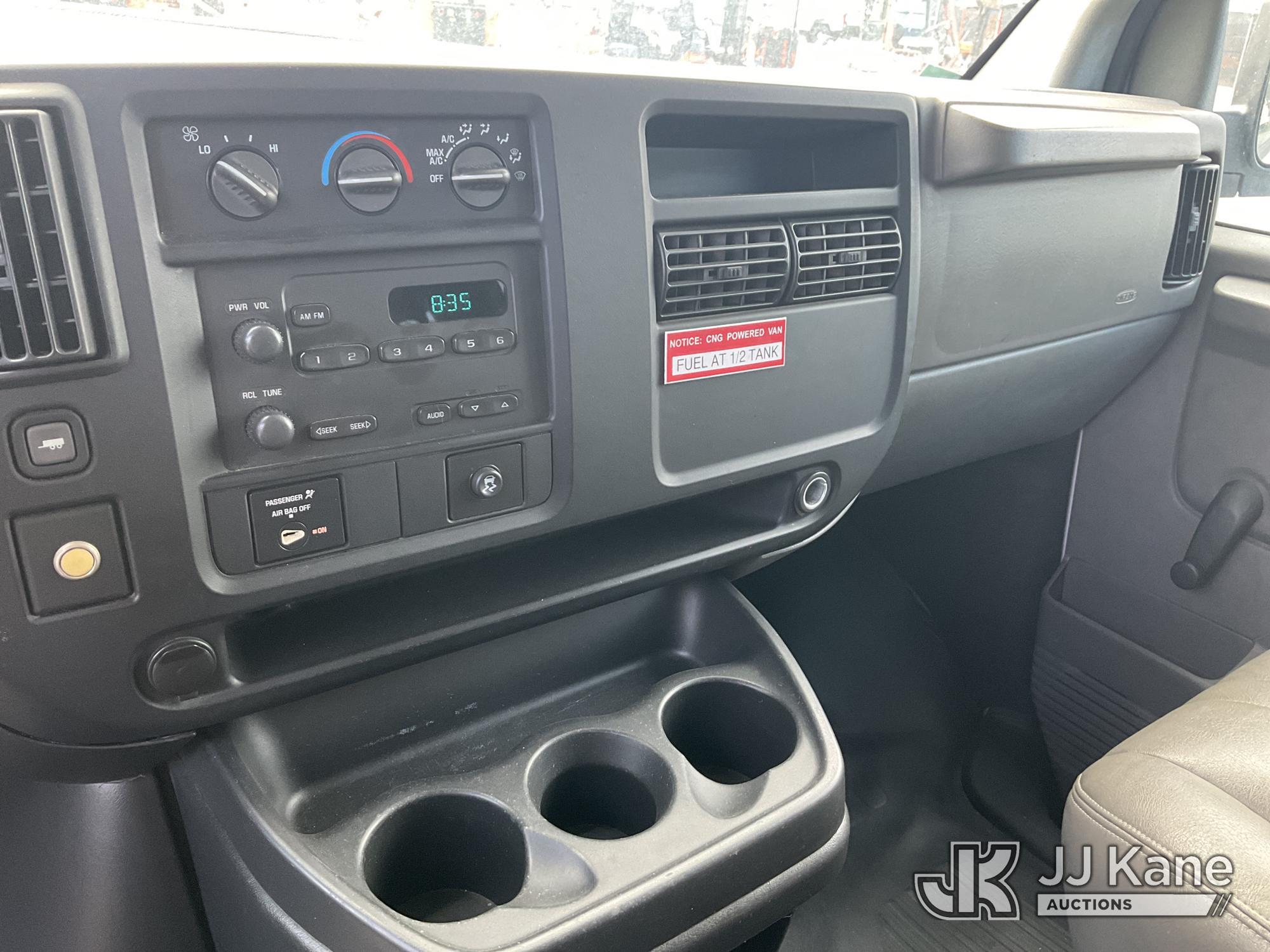 (China Grove, NC) 2007 GMC Savanna Extended Passenger Van Not Running, Condition Unknown, No CNG Fue