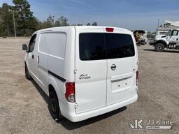 (Defuniak Springs, FL) 2015 Nissan NV200 Mini Cargo Van, (Utility Owned) Runs & Moves) (Paint Damage